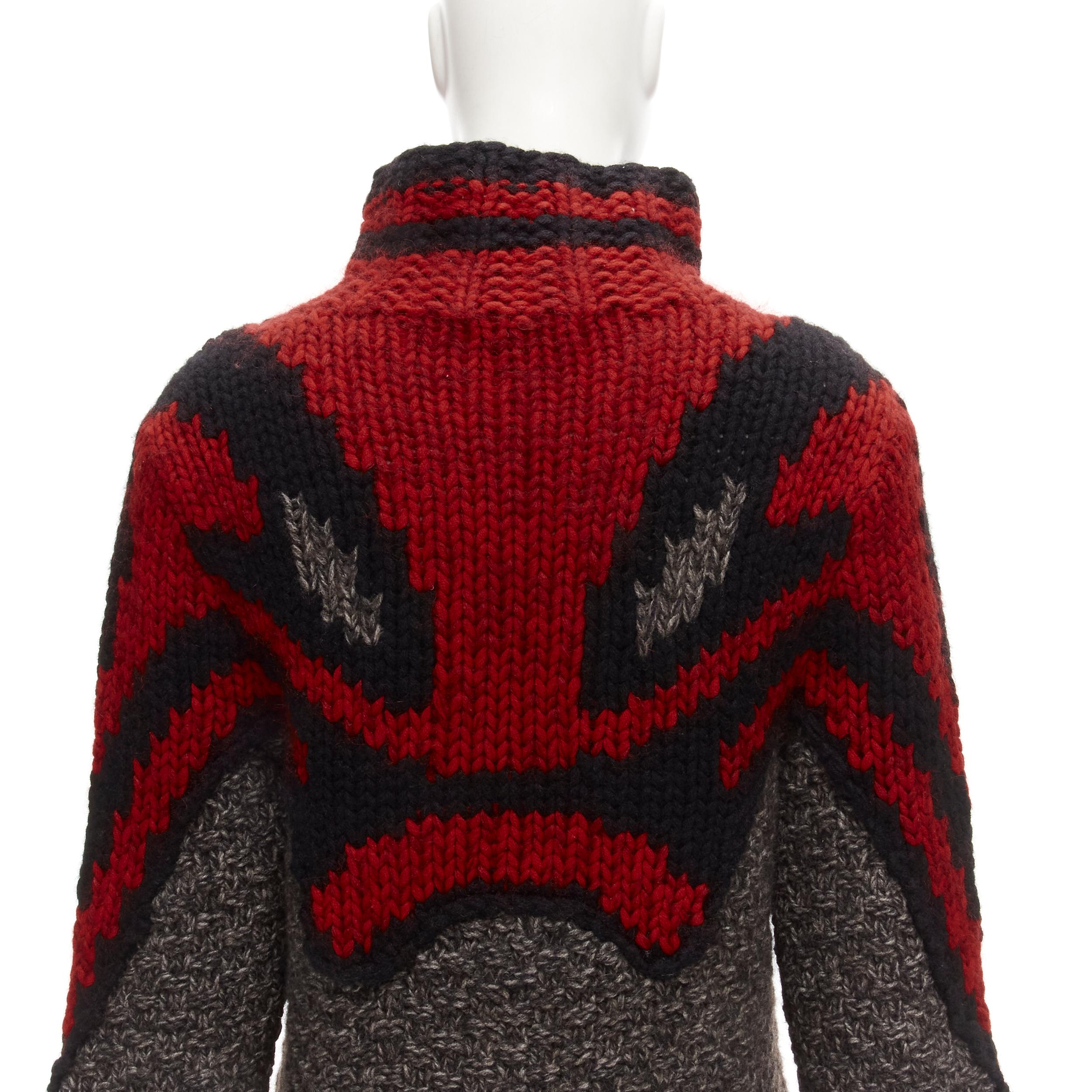 OLD CELINE Phoebe Philo - Robe pull en maille intarsia rouge-gris abstrait S en vente 3
