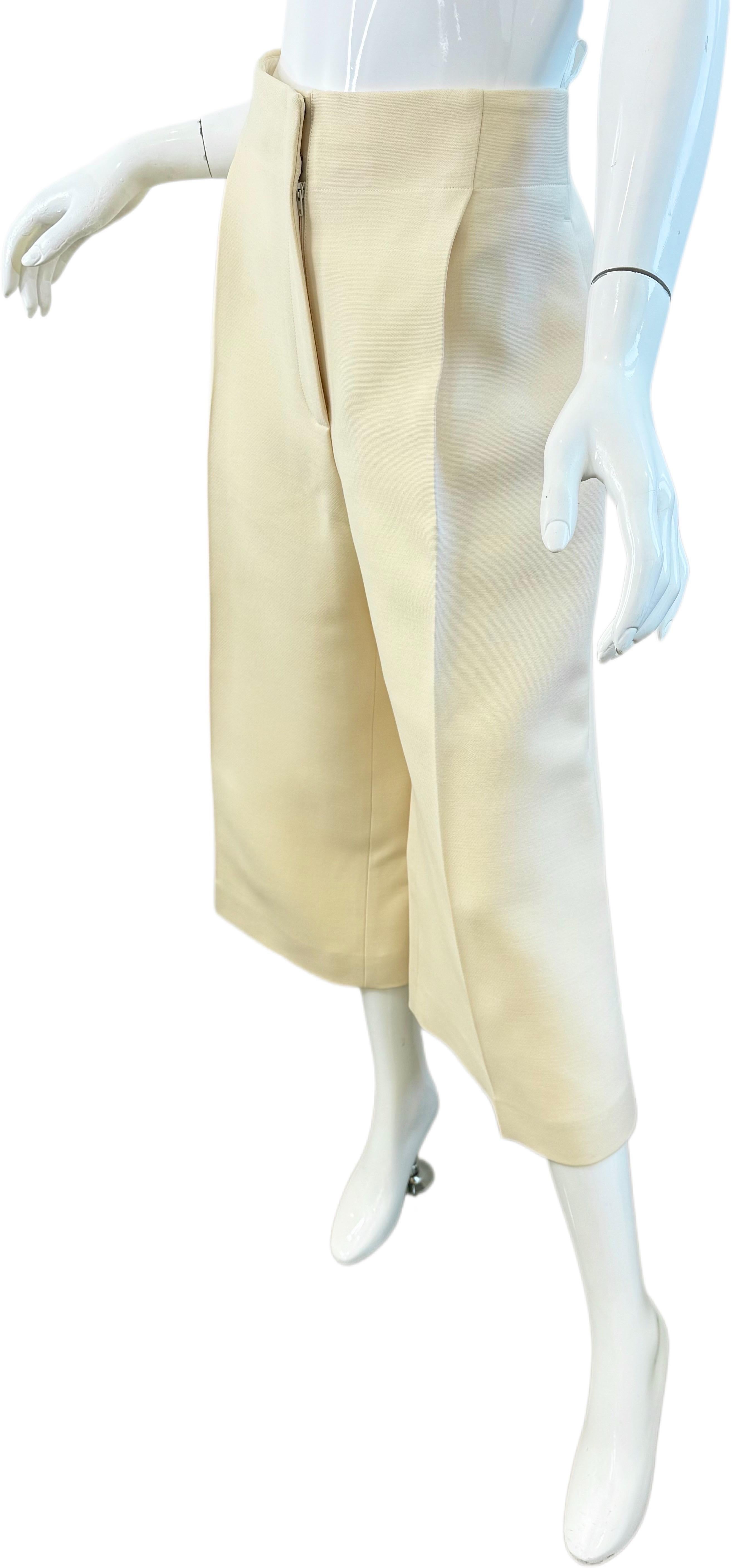 OLD Celine Phoebe Philo Resort 2015 Runway Size 8 Sculptural Ivory Wide Culottes en vente 6