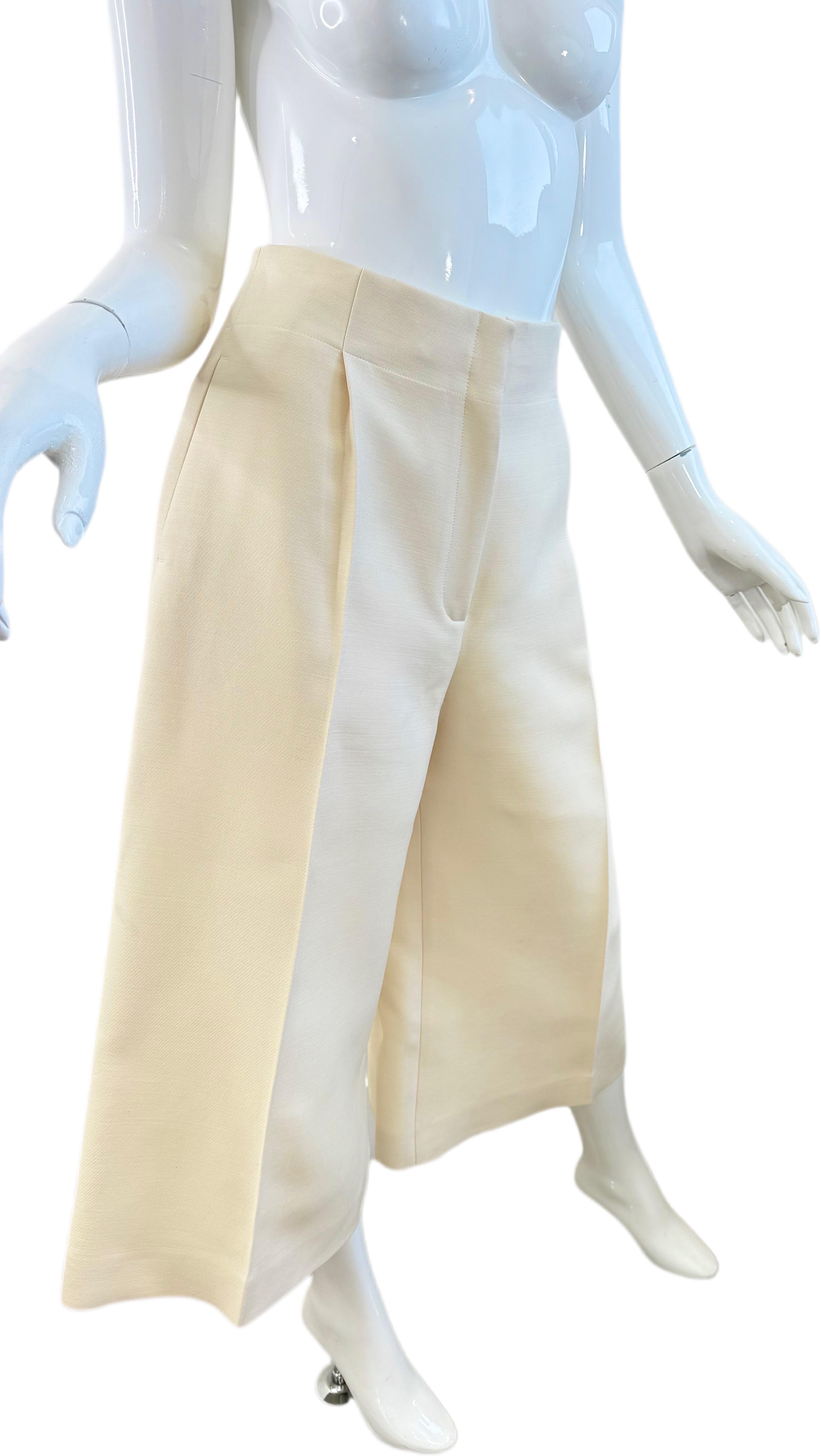 OLD Celine Phoebe Philo Resort 2015 Runway Size 8 Sculptural Ivory Wide Culottes Excellent état - En vente à San Diego, CA