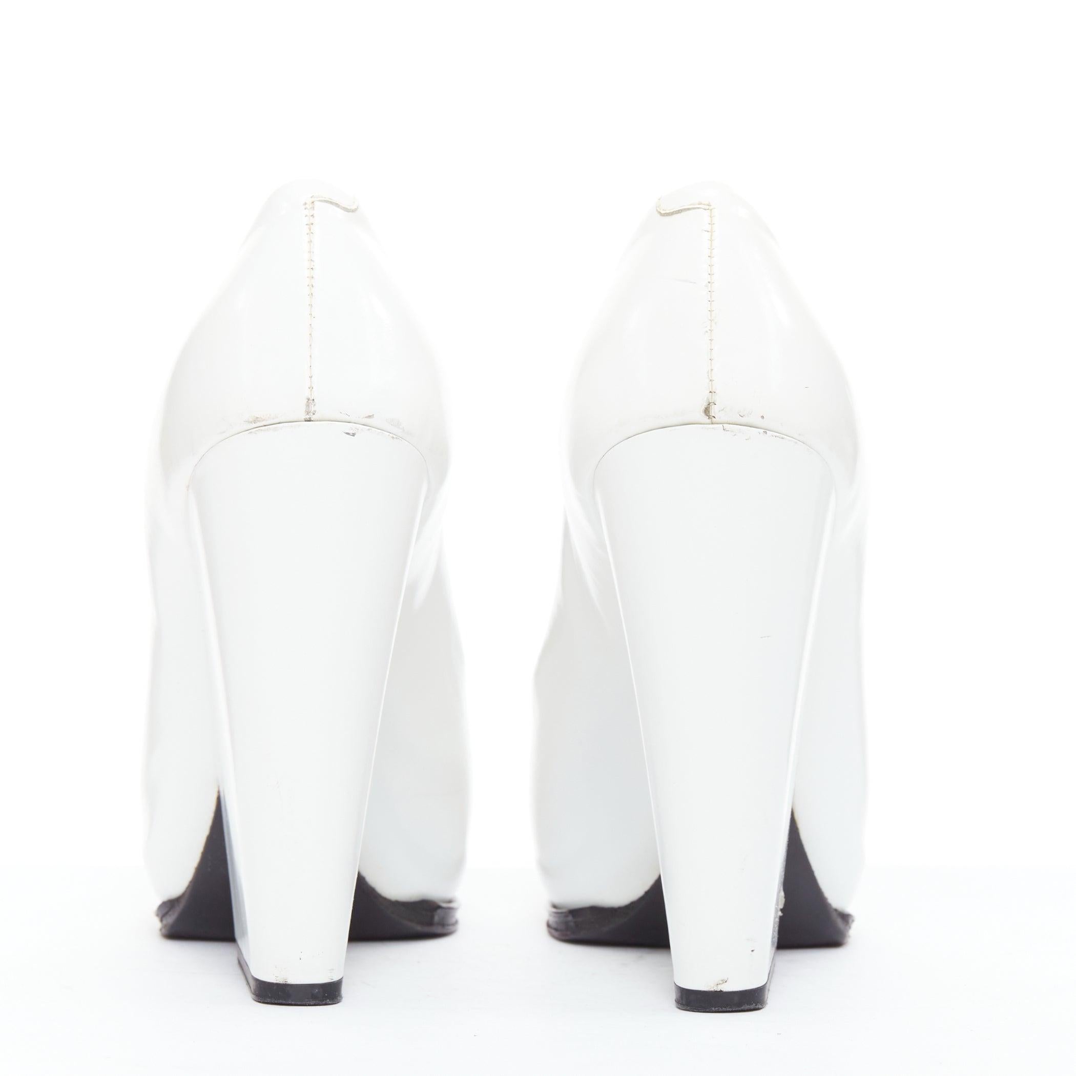 Women's OLD CELINE Phoebe Philo Runway white chunky heel pointy pumps EU38.5