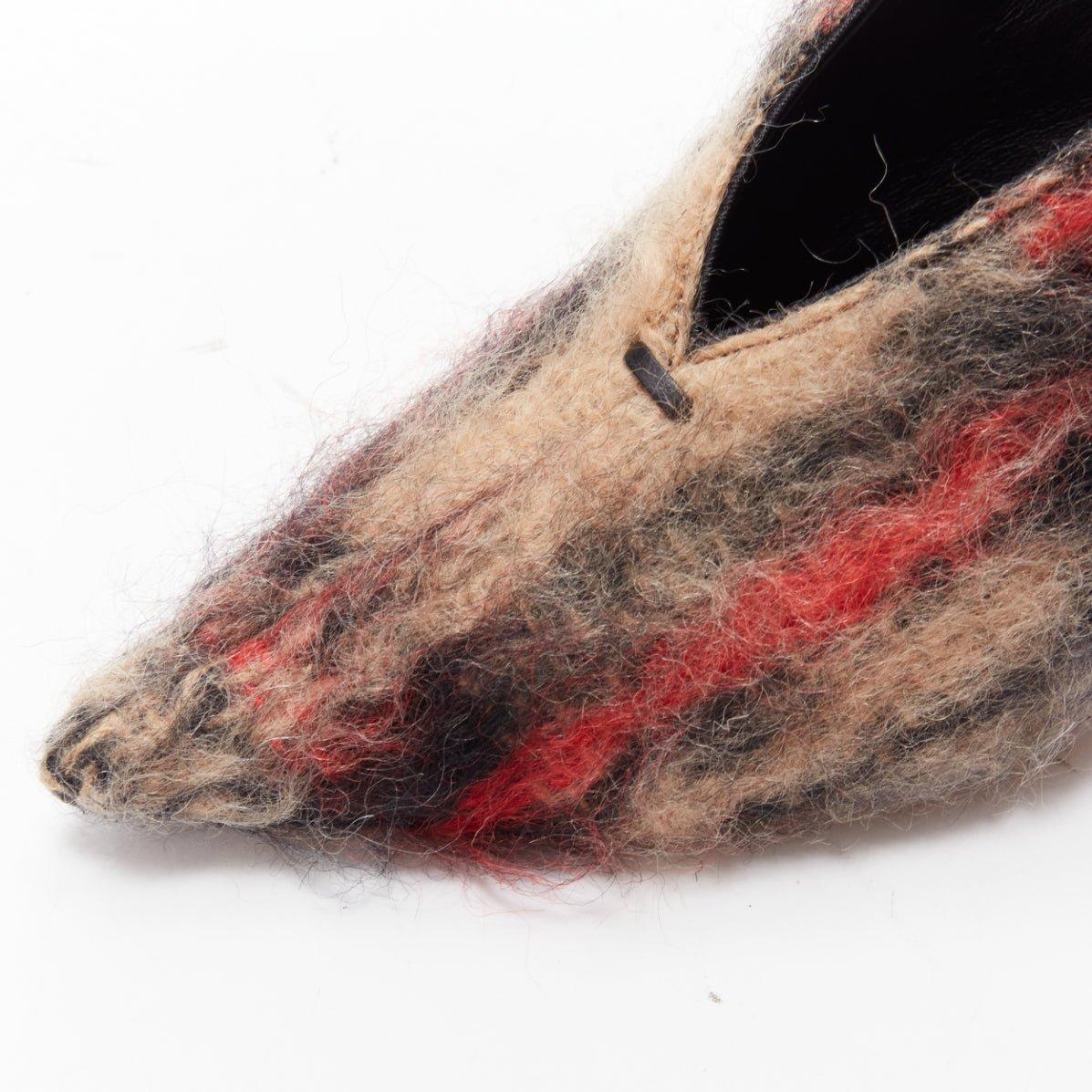 OLD CELINE Runway Phoebe Philo V Neck red black wool high heel pumps EU37 3