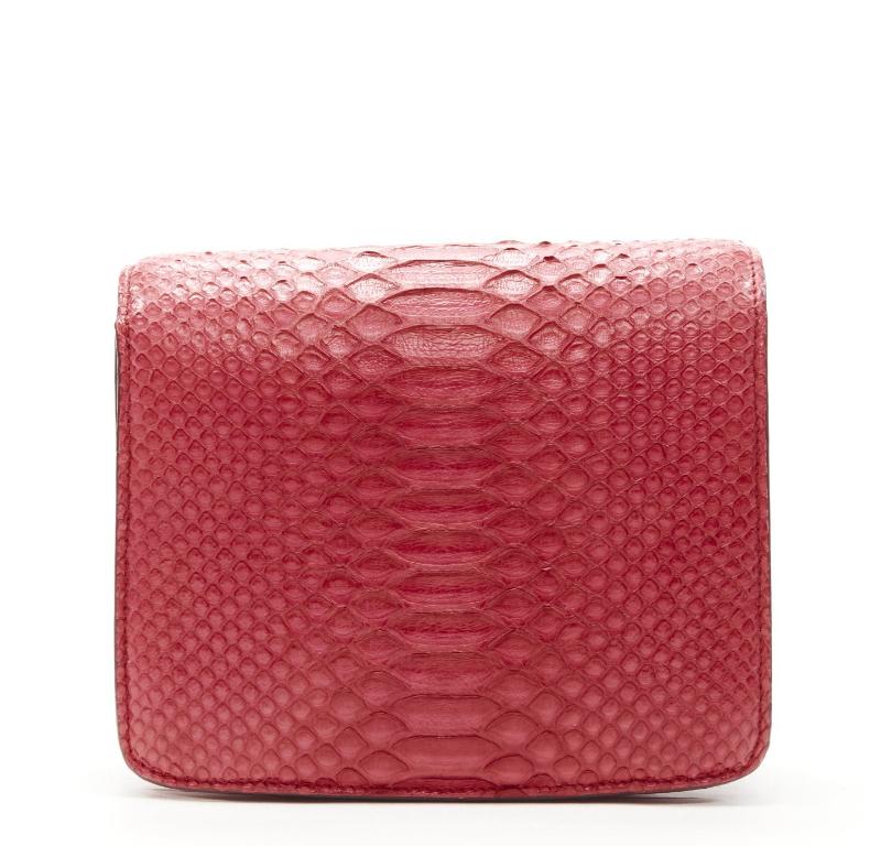 OLD CELINE Small Classic Box Bag red scalred leather gold clasp crossbody bag In Good Condition In Hong Kong, NT