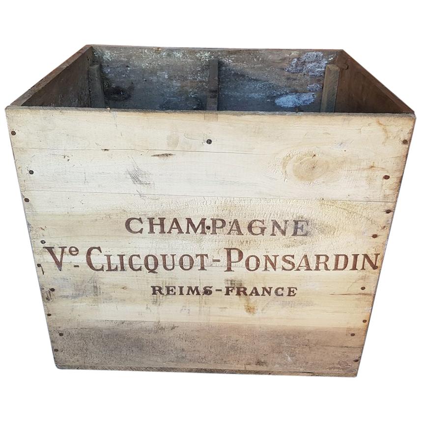 Old Champagne Bottle Crate from Veuve Clicquot-Ponsardin Reims