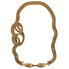 Vecchia cintura Chanel in metallo dorato a forma di pesce