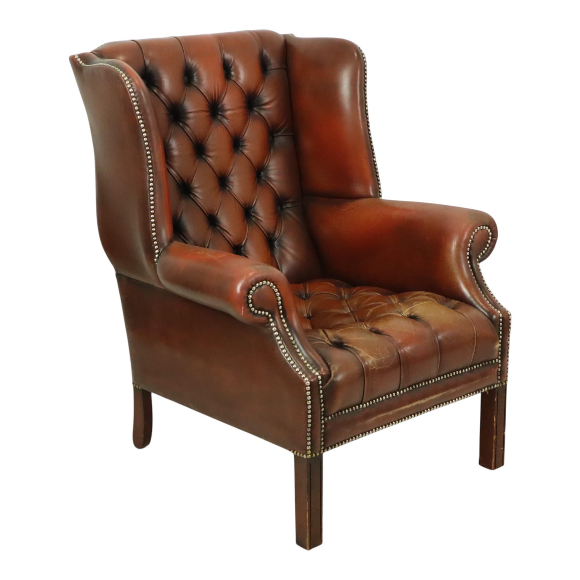 Alter Chesterfield Sessel Brauner Leder Ohrensessel im Angebot 7