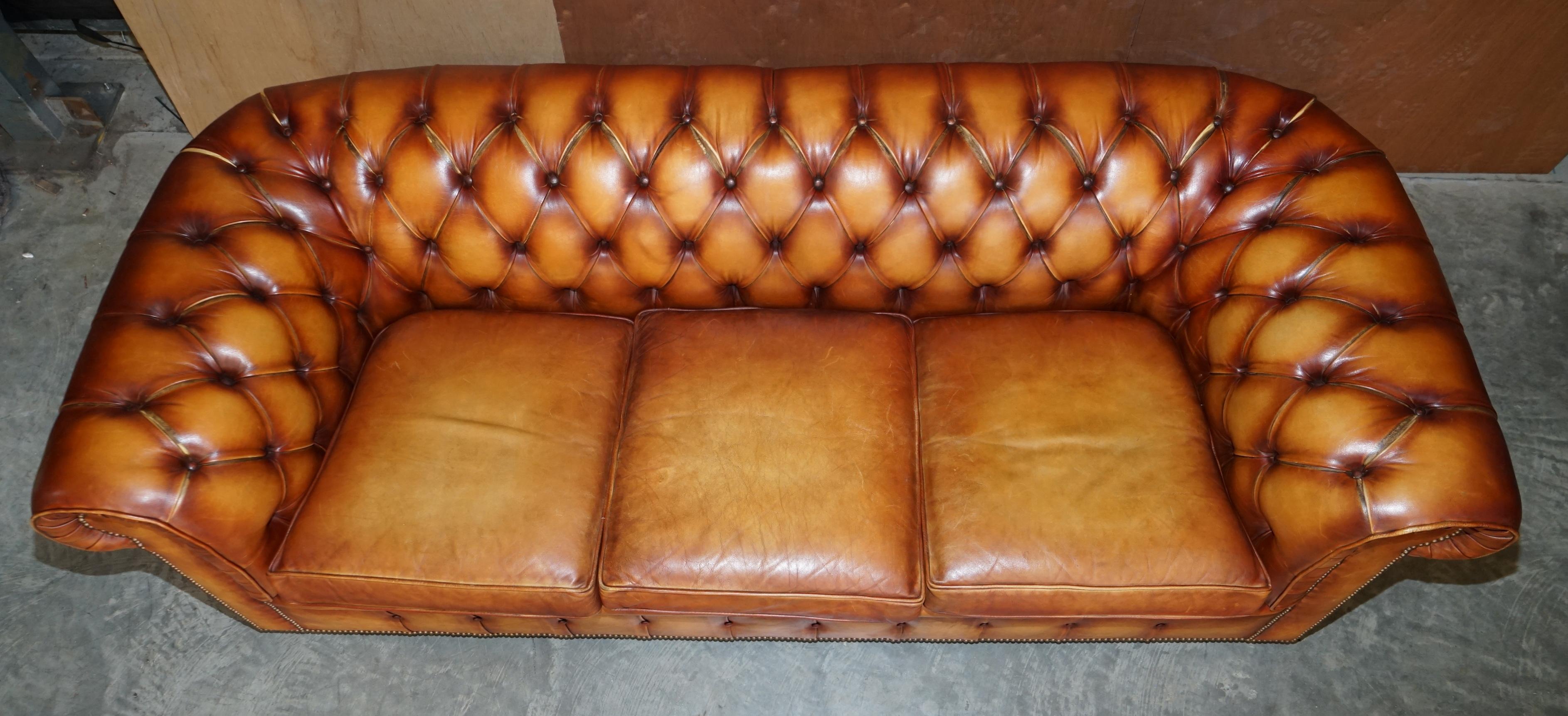 Old Chesterfield Club Three Piece Sofa & Pair of Armchairs Suite Brown Leather For Sale 11