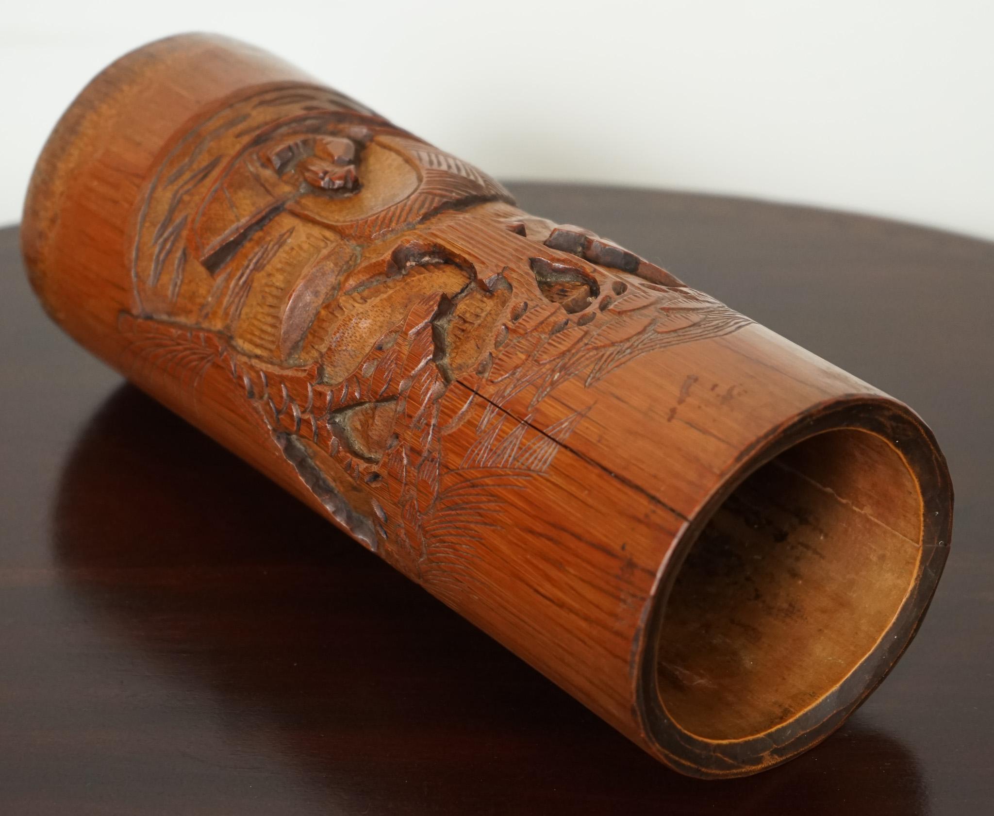 VECCHIO VASO DI BAMBÙ CINESE A FIORI DRITTO in vendita 1