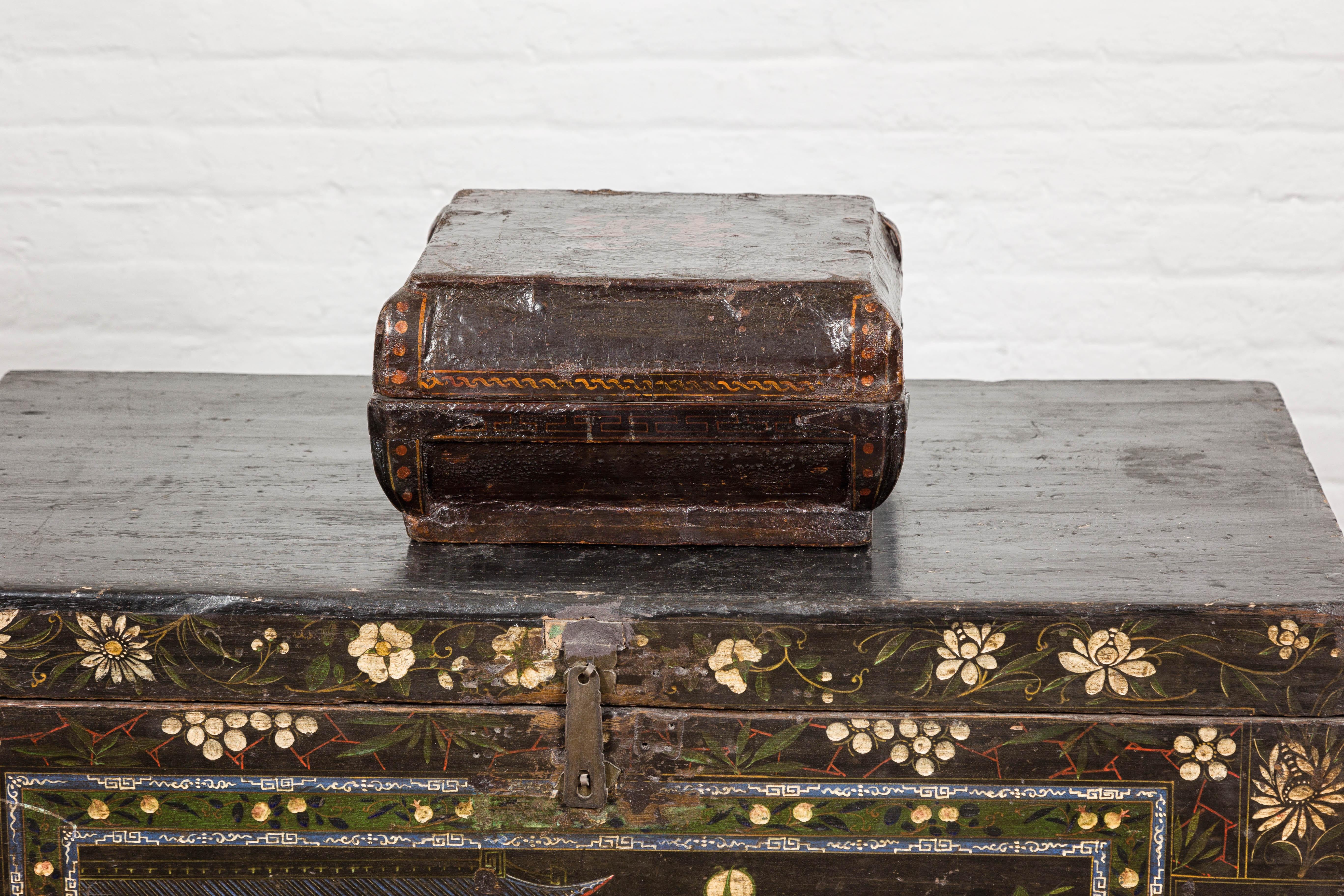 Old Chinese Lacquered Fabric over Wood Box with Calligraphy and Iron Braces For Sale 9