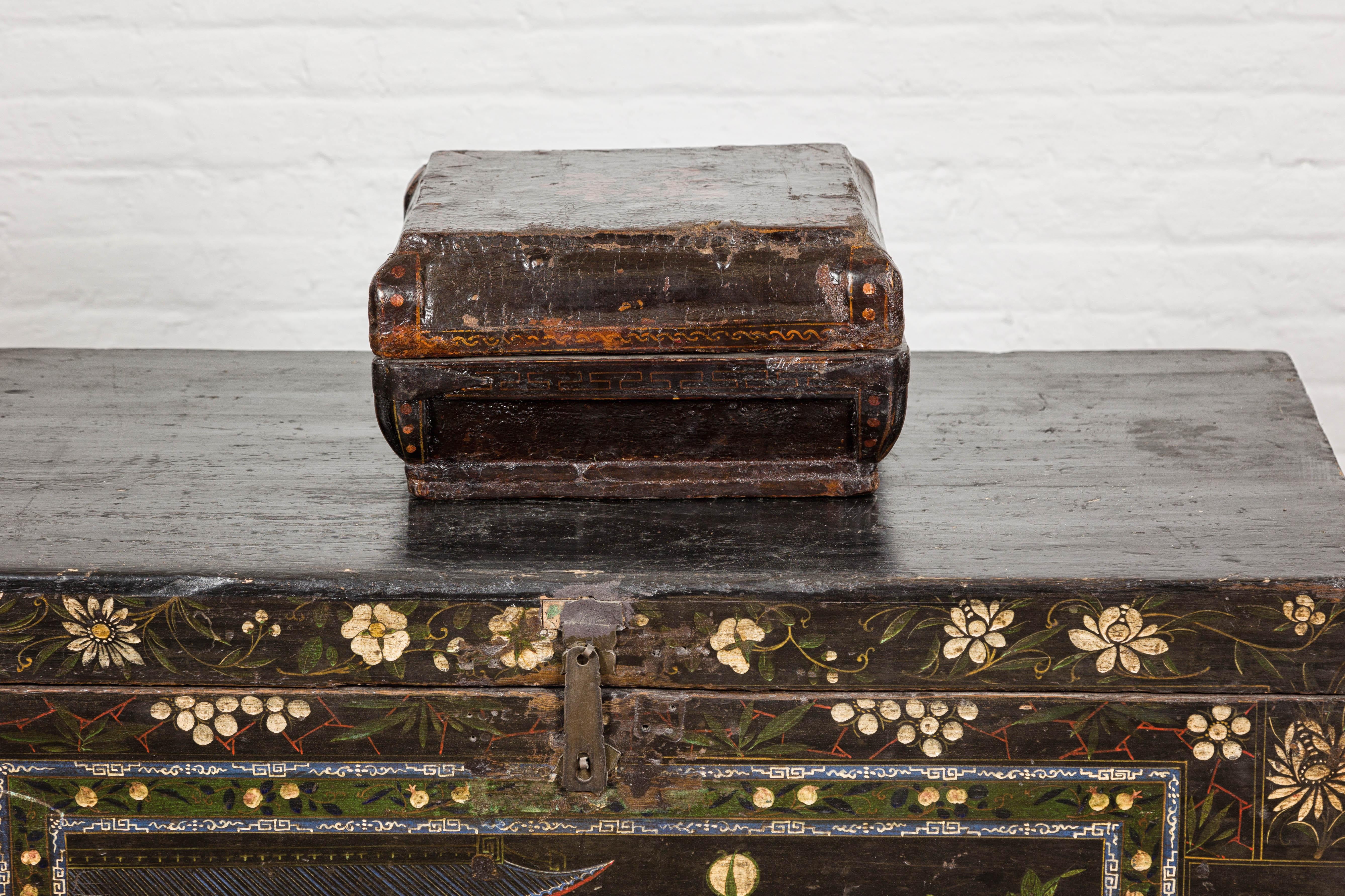 Old Chinese Lacquered Fabric over Wood Box with Calligraphy and Iron Braces For Sale 11