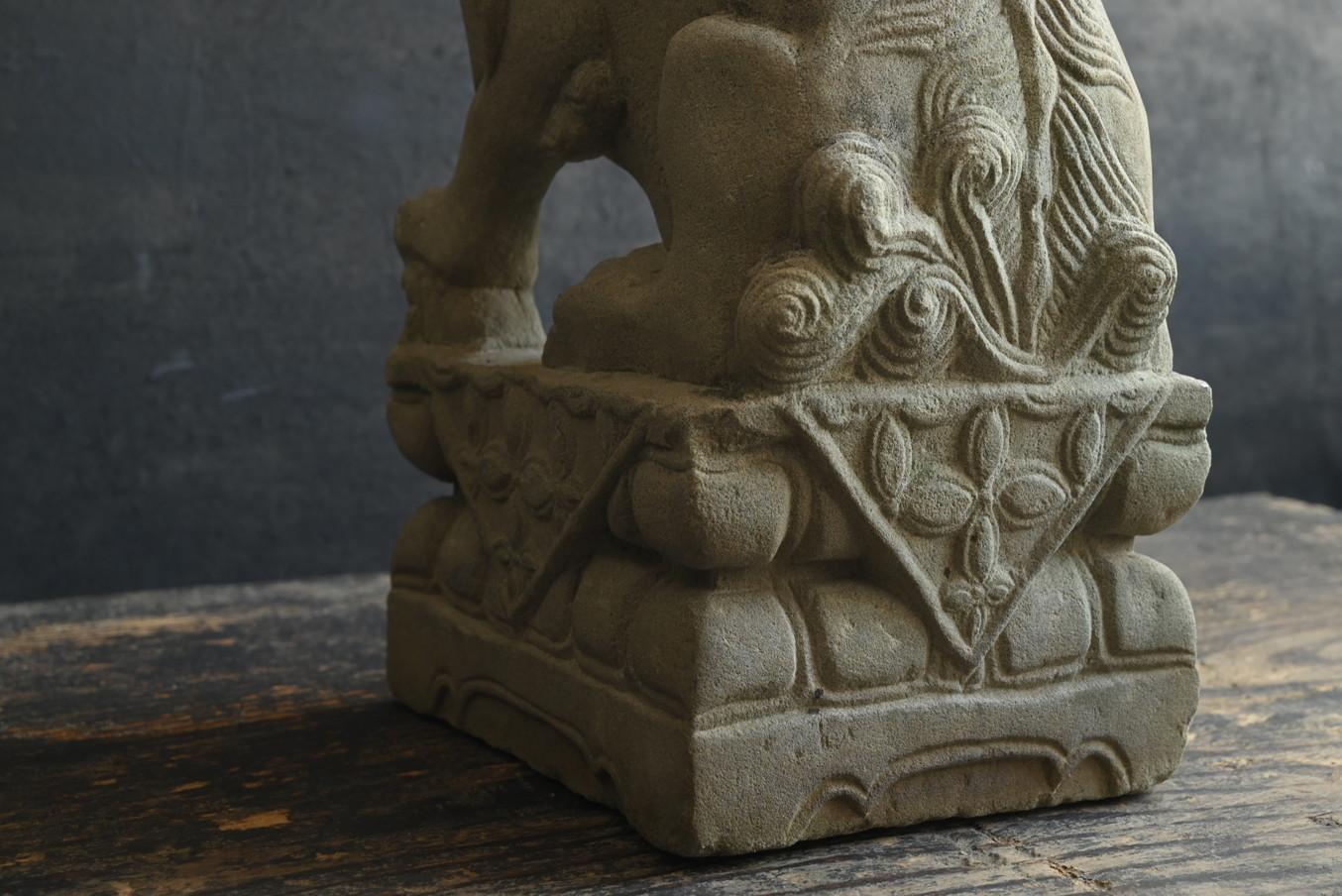 Old Chinese stone carved lion typeA /Early 20th century/Garden ornament For Sale 8
