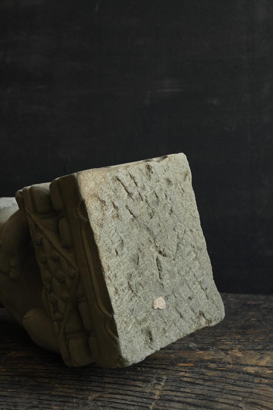 Old Chinese stone carved lion typeA /Early 20th century/Garden ornament For Sale 10