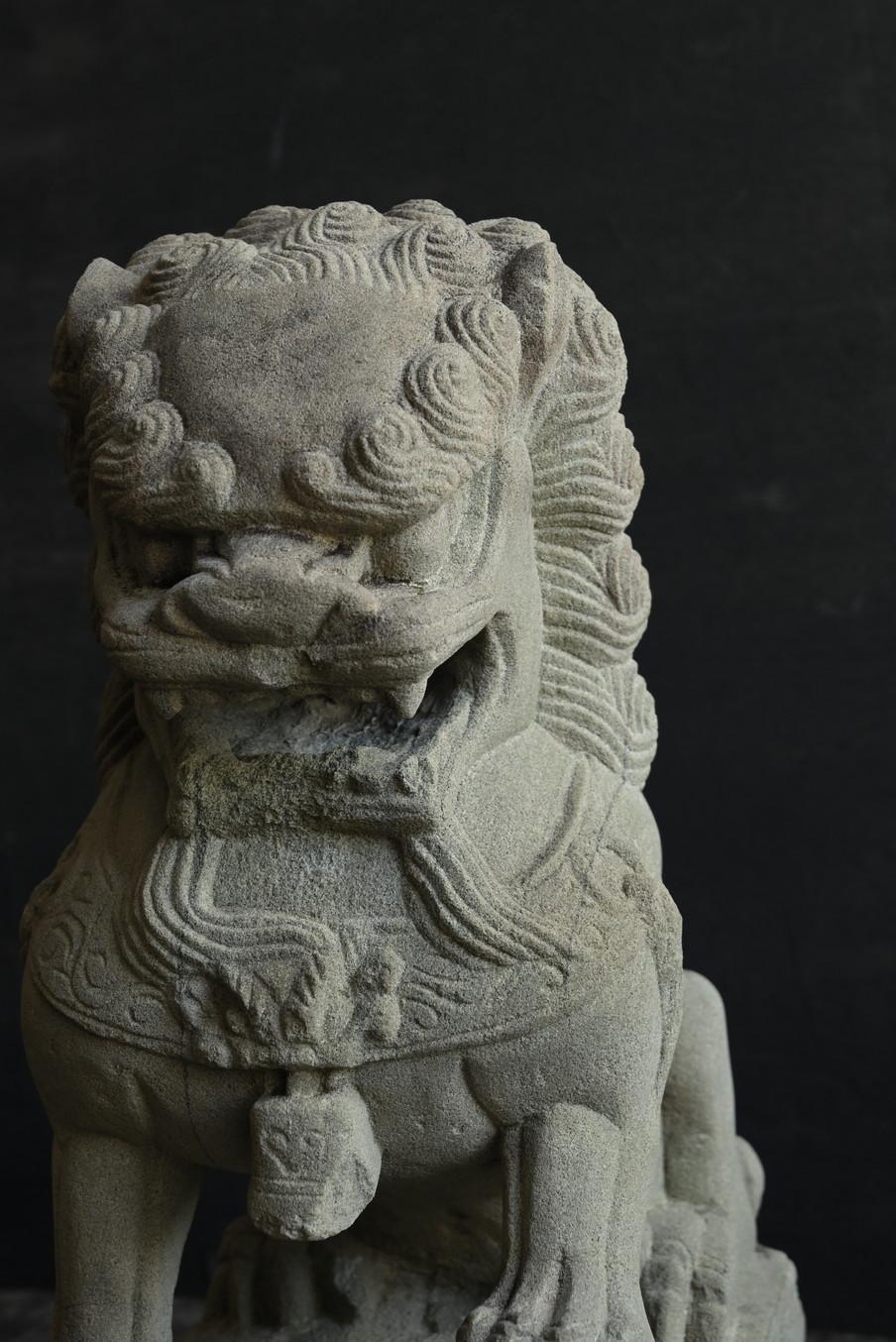 Old Chinese stone carved lion typeA /Early 20th century/Garden ornament For Sale 1