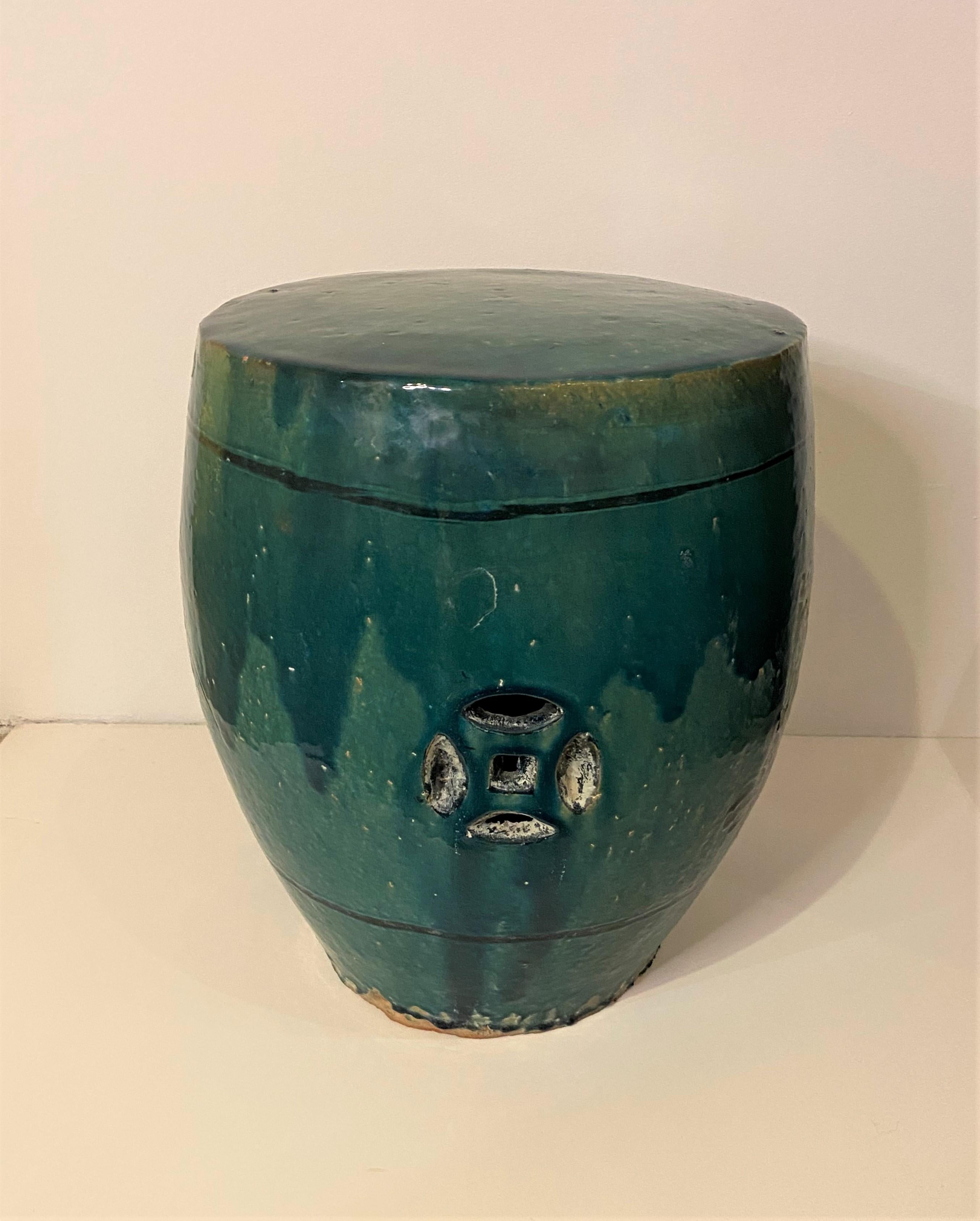 Siège de jardin chinois ancien en céramique turquoise en vente 1