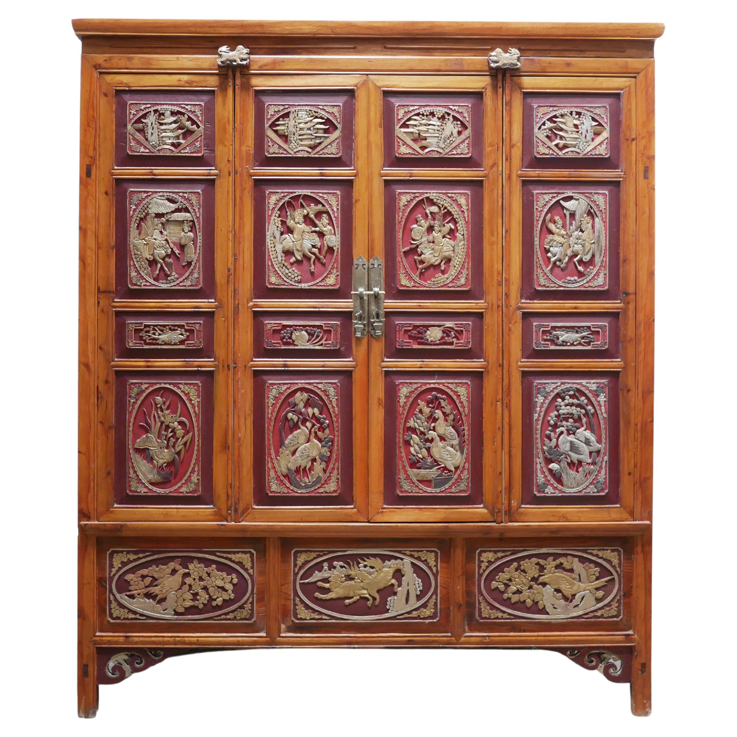 Ancienne armoire chinoise en bois