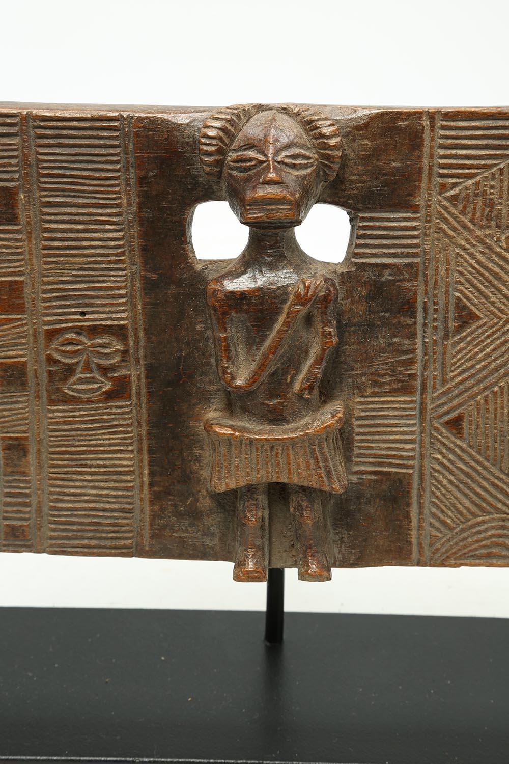 Congolese Old Chokwe Chair Back Carved Standing Figure, Early 20th Century, Congo For Sale