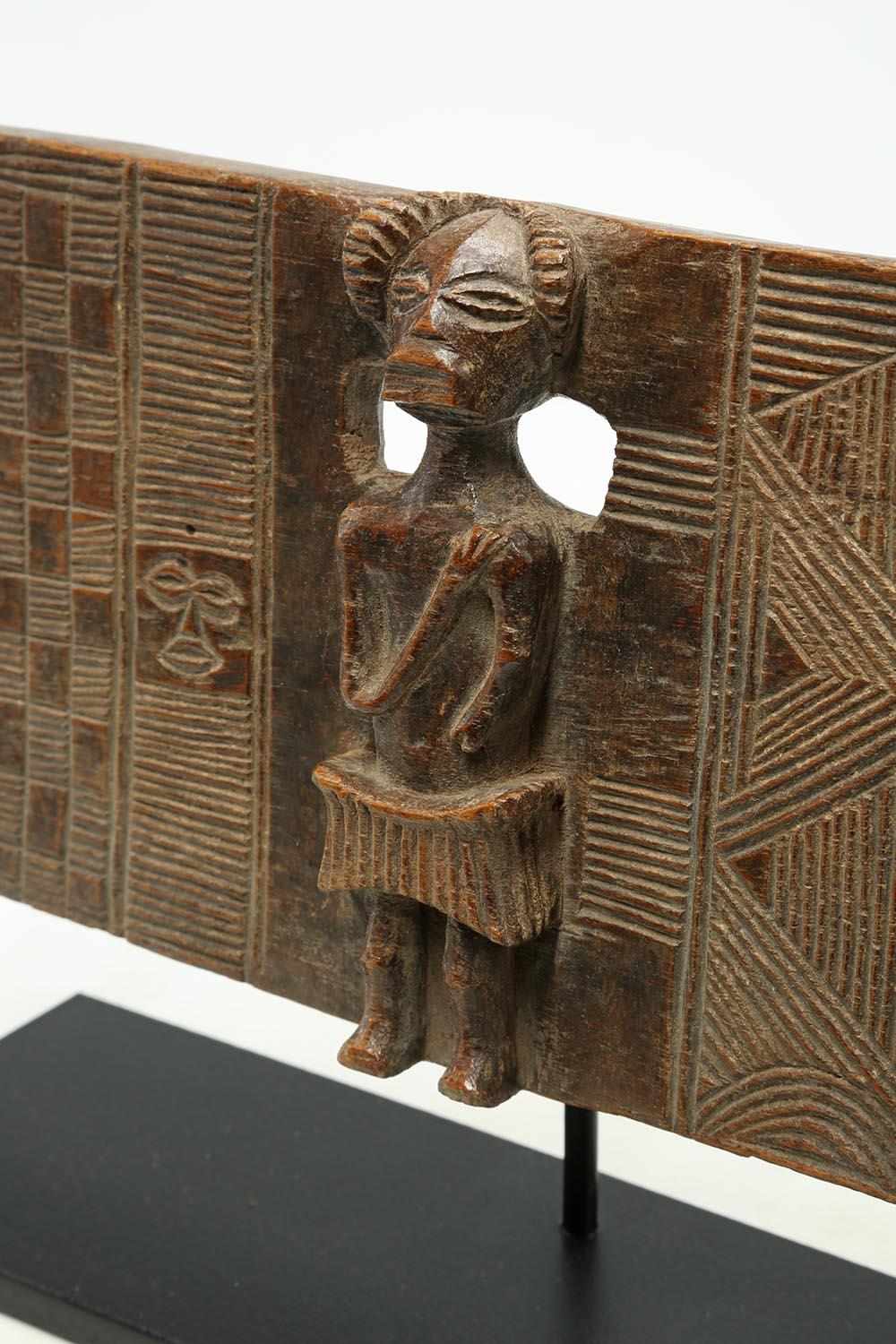 Hand-Carved Old Chokwe Chair Back Carved Standing Figure, Early 20th Century, Congo For Sale