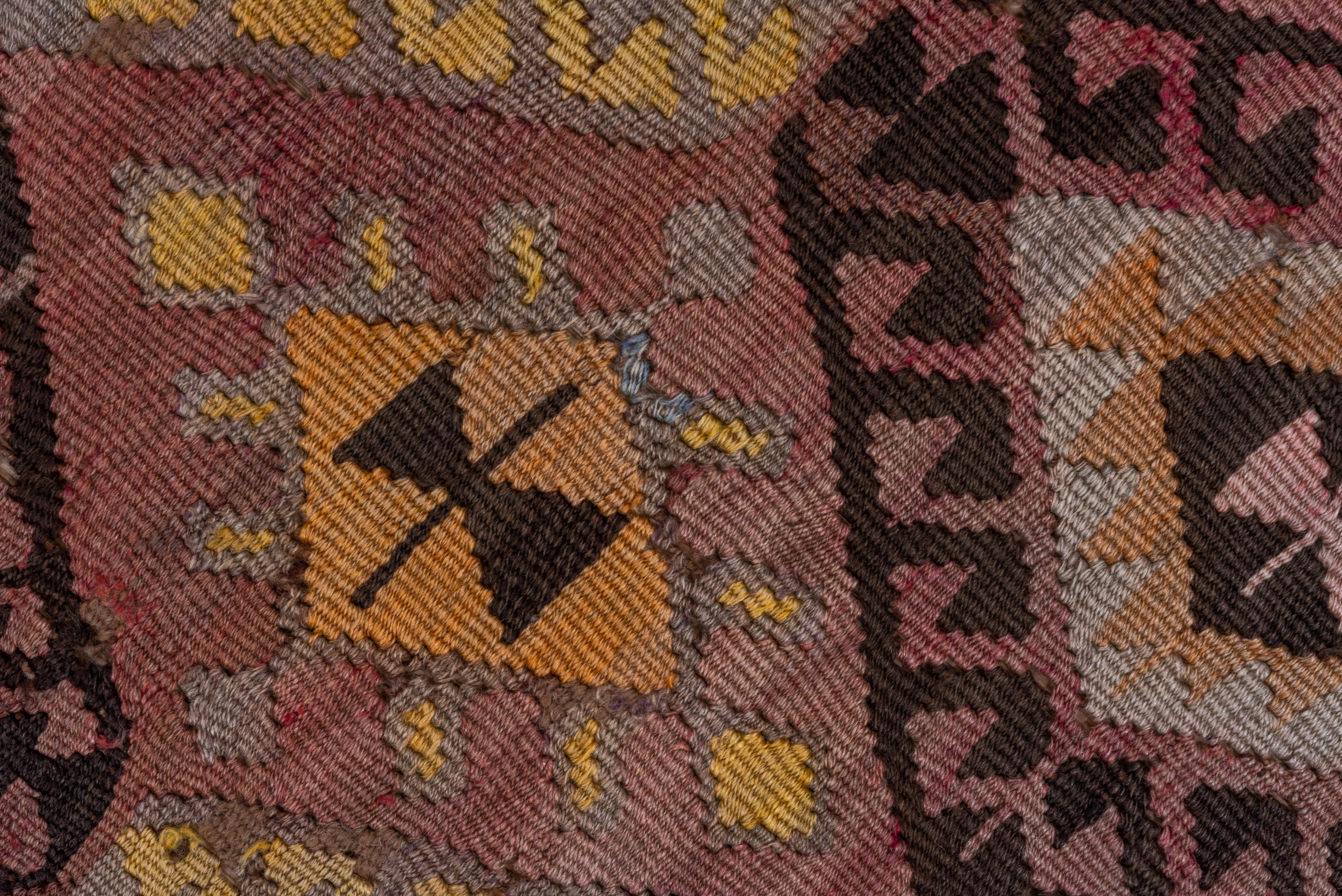 Metà XX secolo Vecchio Kilim classico in vendita