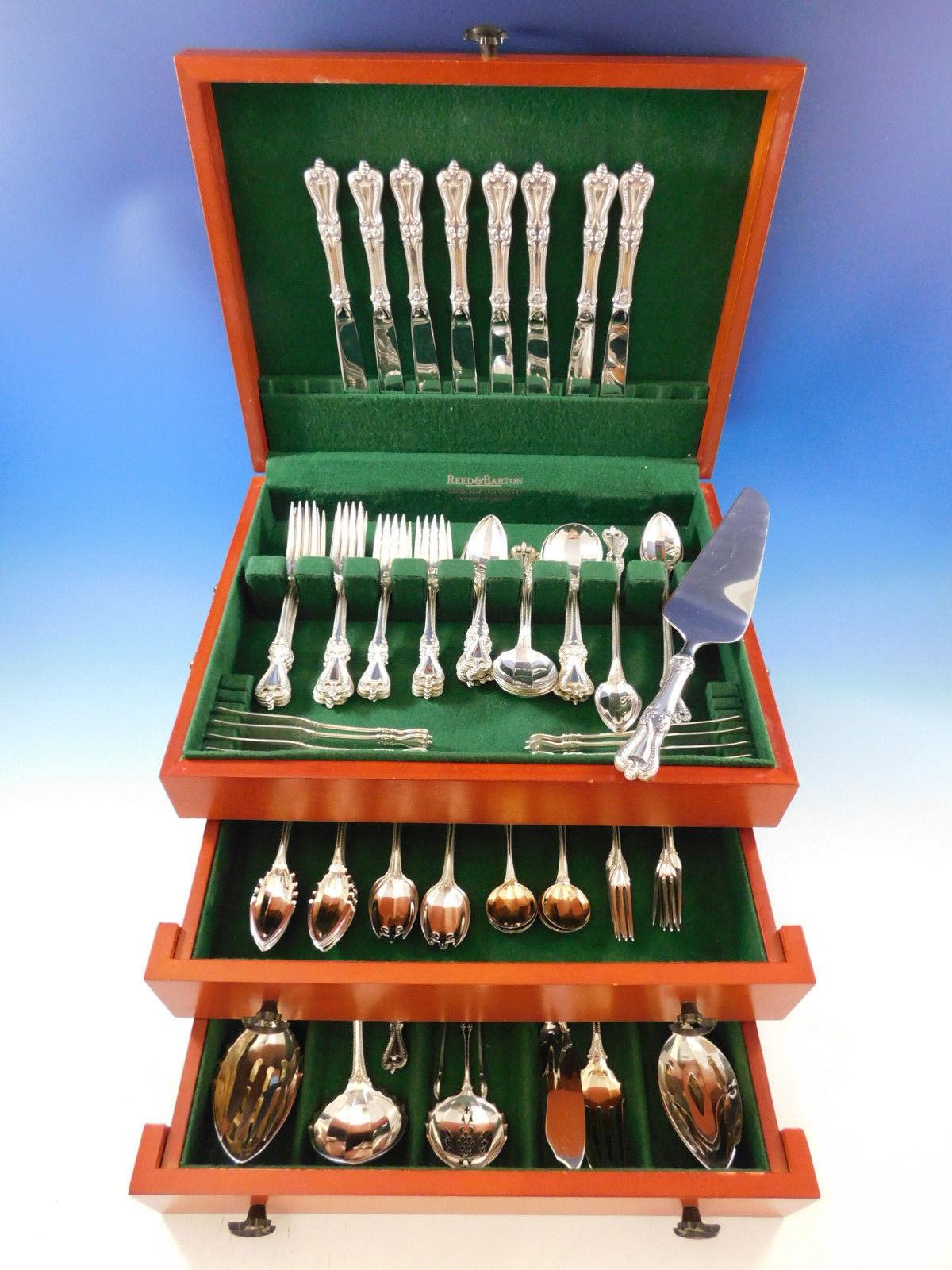 Monumental Old Colonial by Towle Besteck aus Sterlingsilber, 100 Teile. Dieses Set enthält:

Acht Messer, 8 7/8