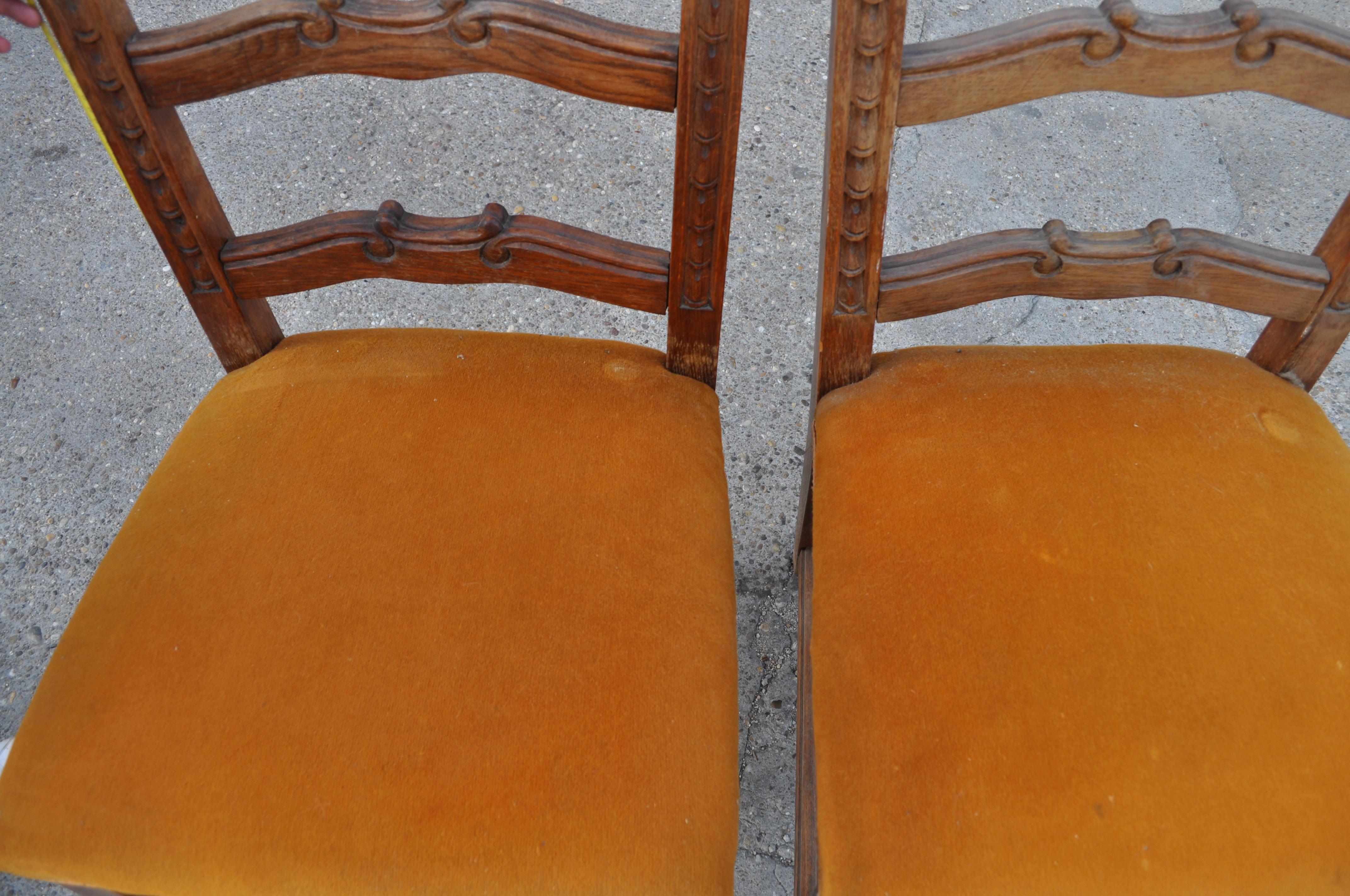 Old Colonial Dining Chairs, Pair For Sale 1