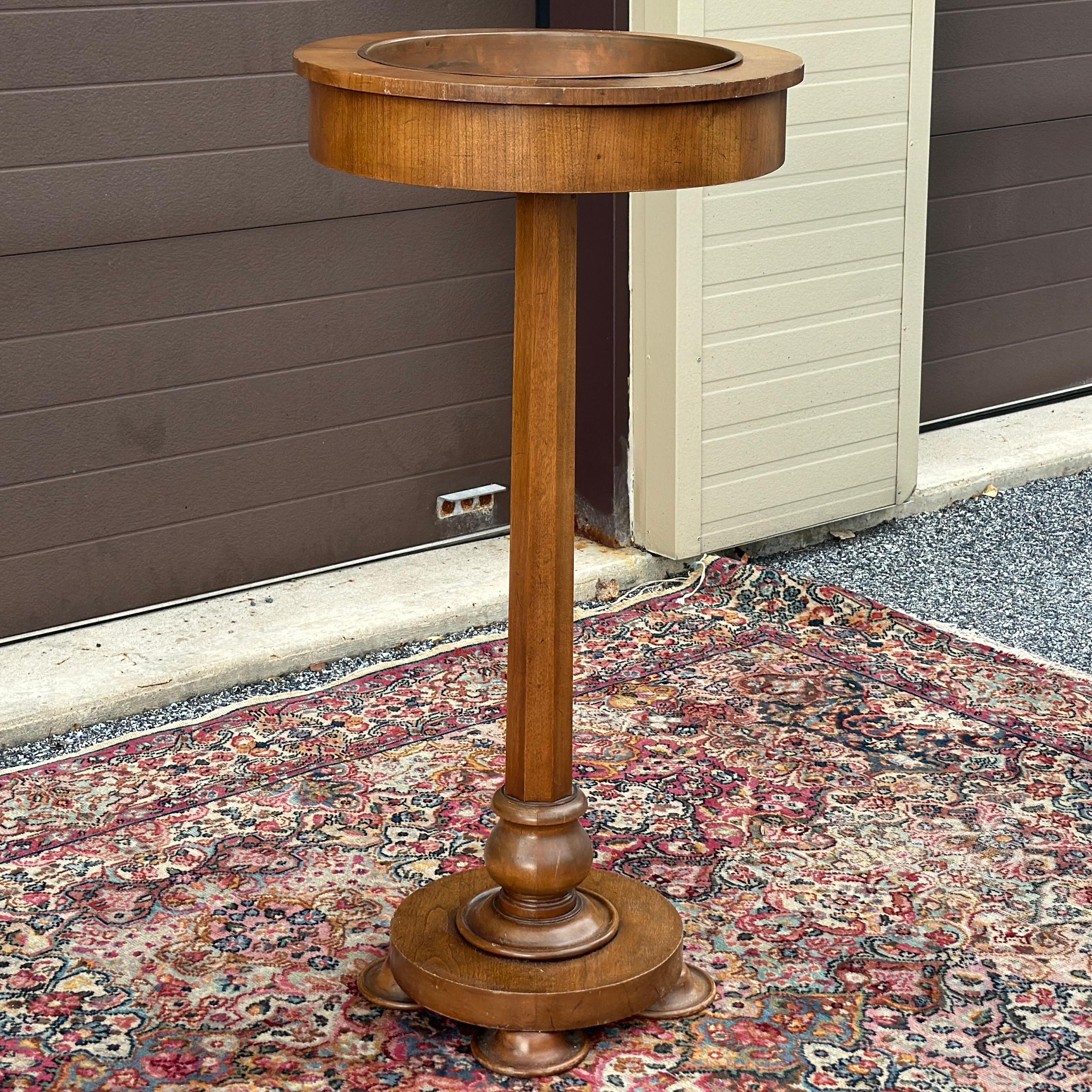 Hand-Crafted Old Colony Furniture Co. Plant Stand Pedestal With Copper Liner For Sale
