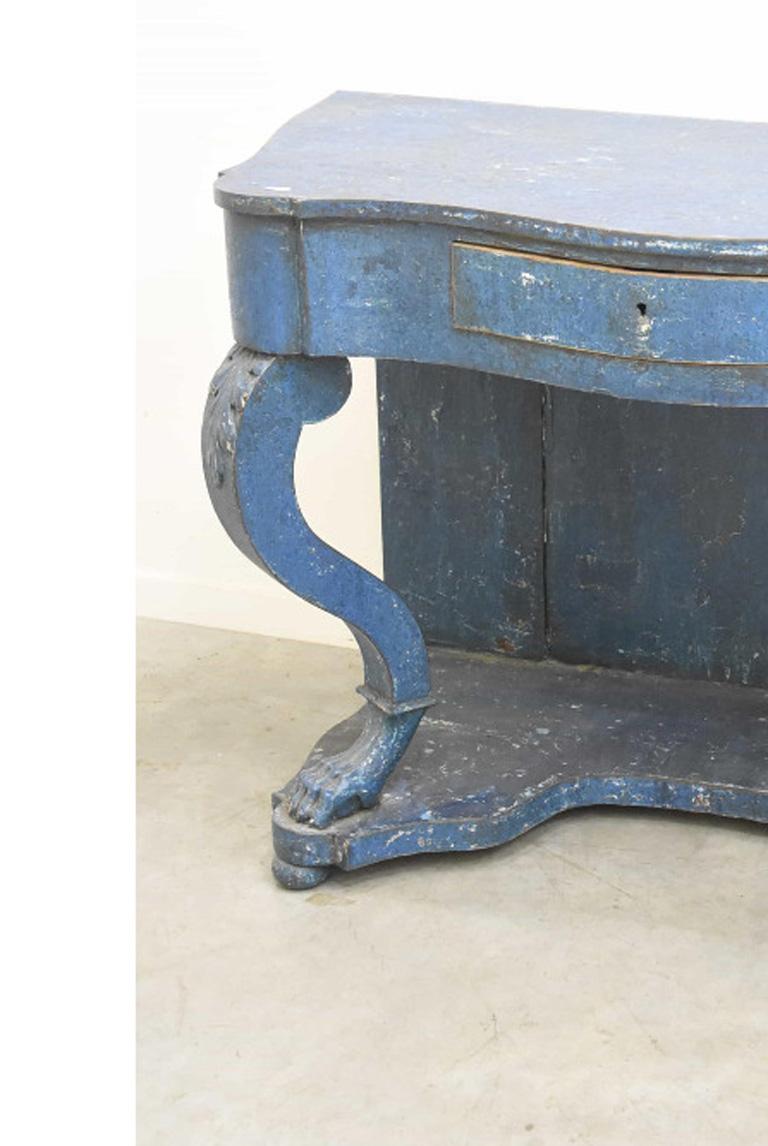 Laqué Ancienne console Empire « rustique » d'époque avec patine bleue en vente