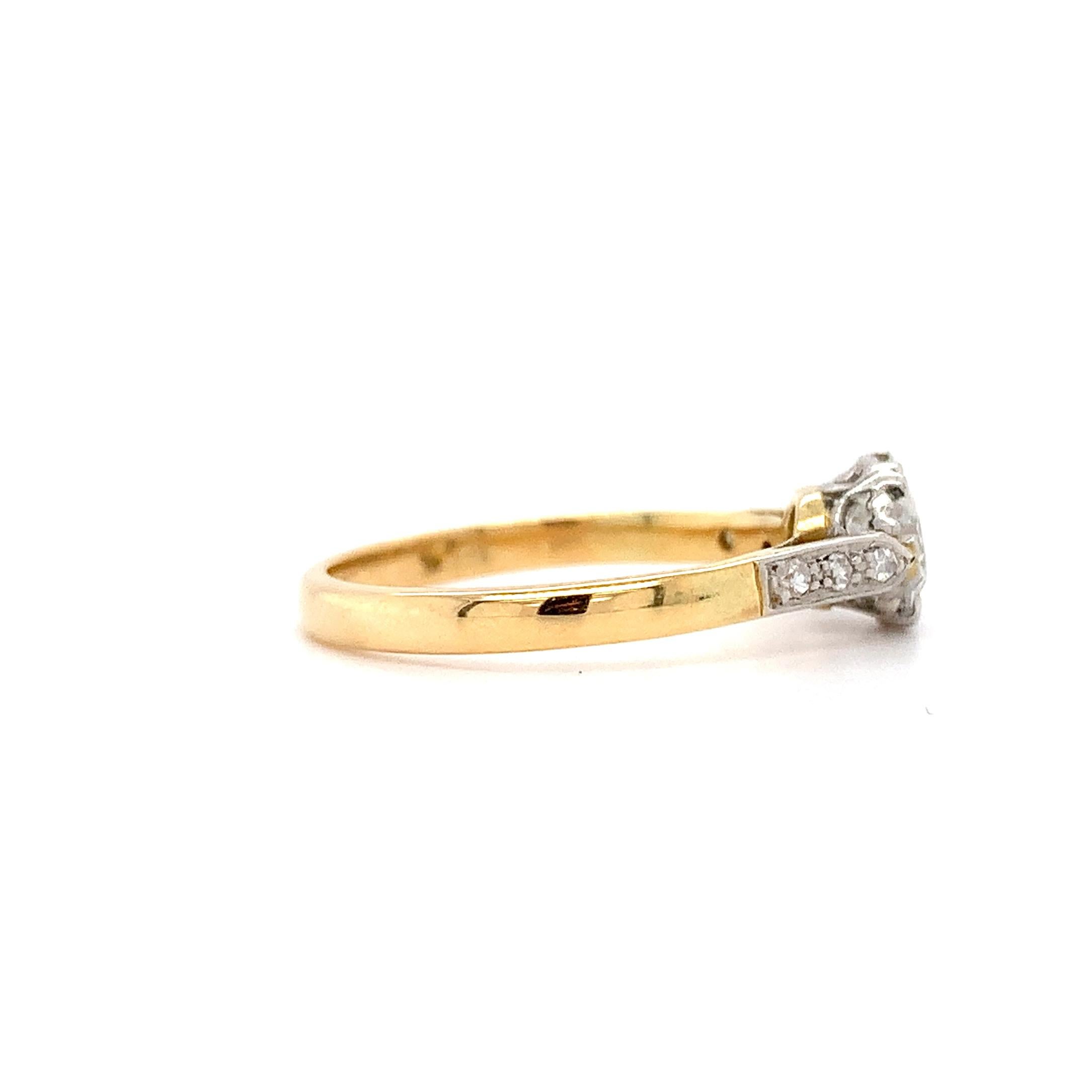Antiker Verlobungsring mit Diamanten im alten Schliff 18k Gelbgold Damen im Angebot