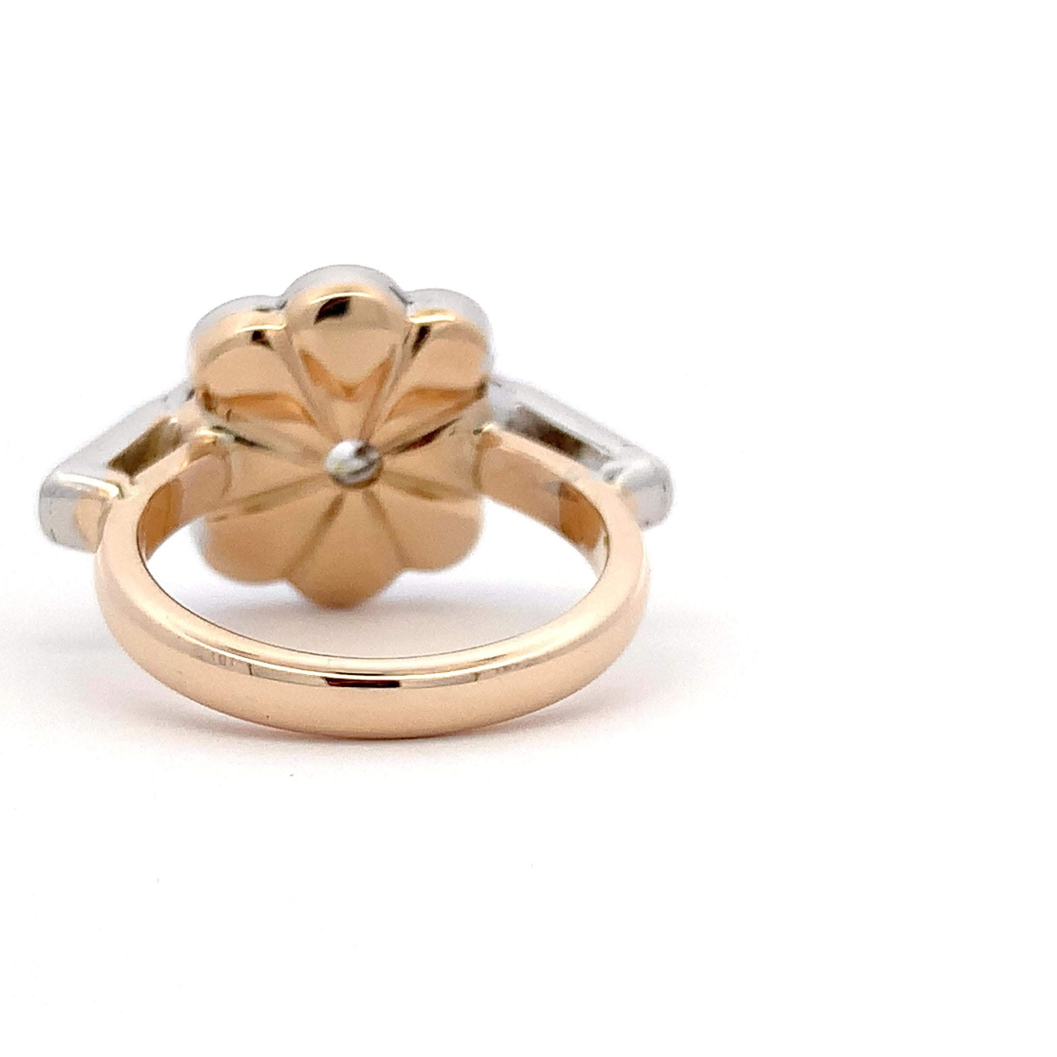 Women's Old cut diamond cluster French antique engagement ring yellow gold For Sale