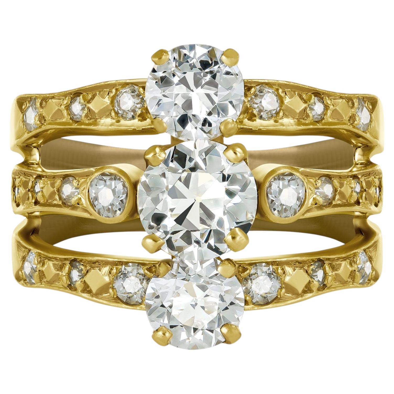 Anillo de vestido de diamantes talla antigua, francés, hacia 1970.