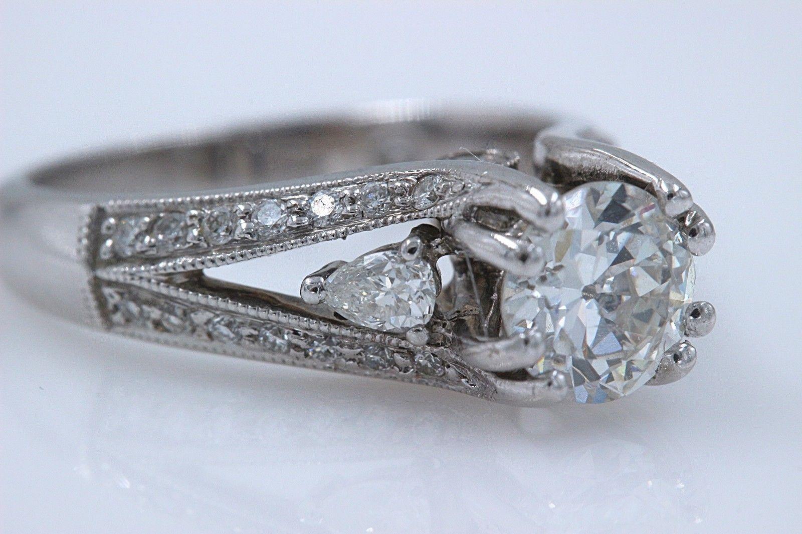 Women's Old Cut Diamond Engagement Ring 1.30 Carat in 18 Karat White Gold For Sale