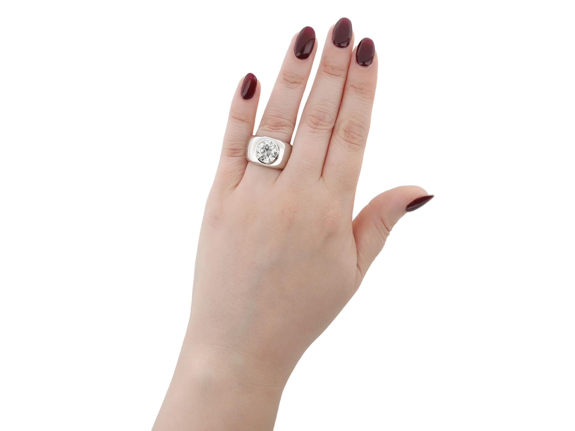 Old European Cut Old cut diamond gypsy ring, circa 1980 For Sale