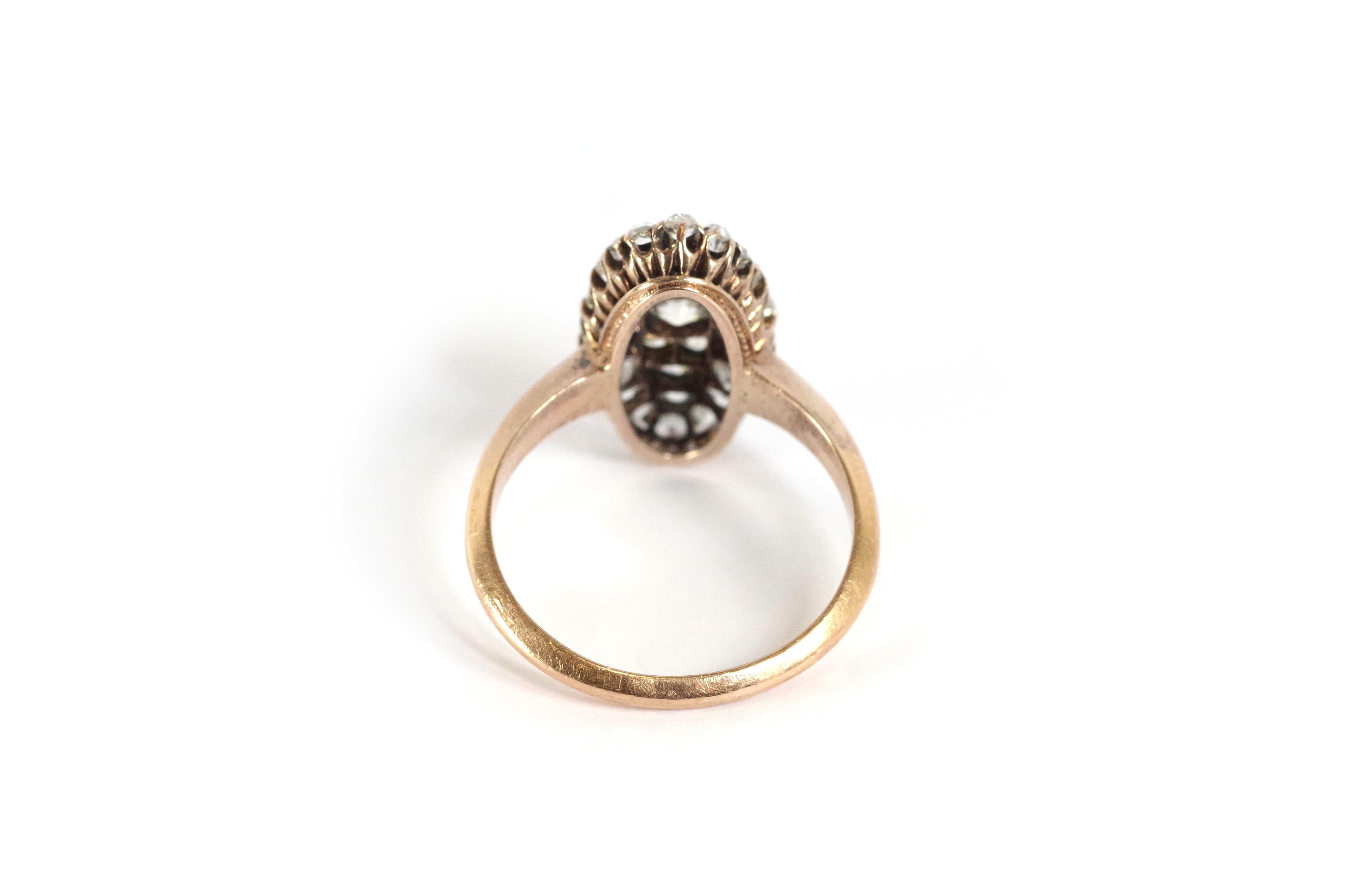 Old-cut diamond marquise ring in 18 karats rose gold For Sale 2