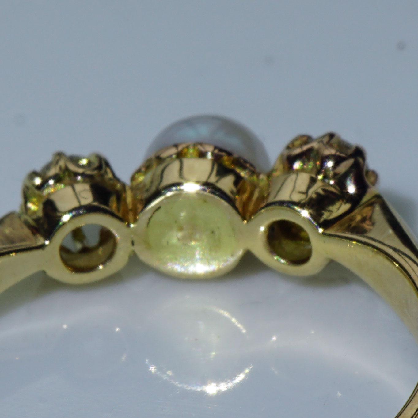 Old Cut Diamant-Perlenring 0,20 Karat Gelbgold um 1910 feine weiße/pink Perle im Angebot 3