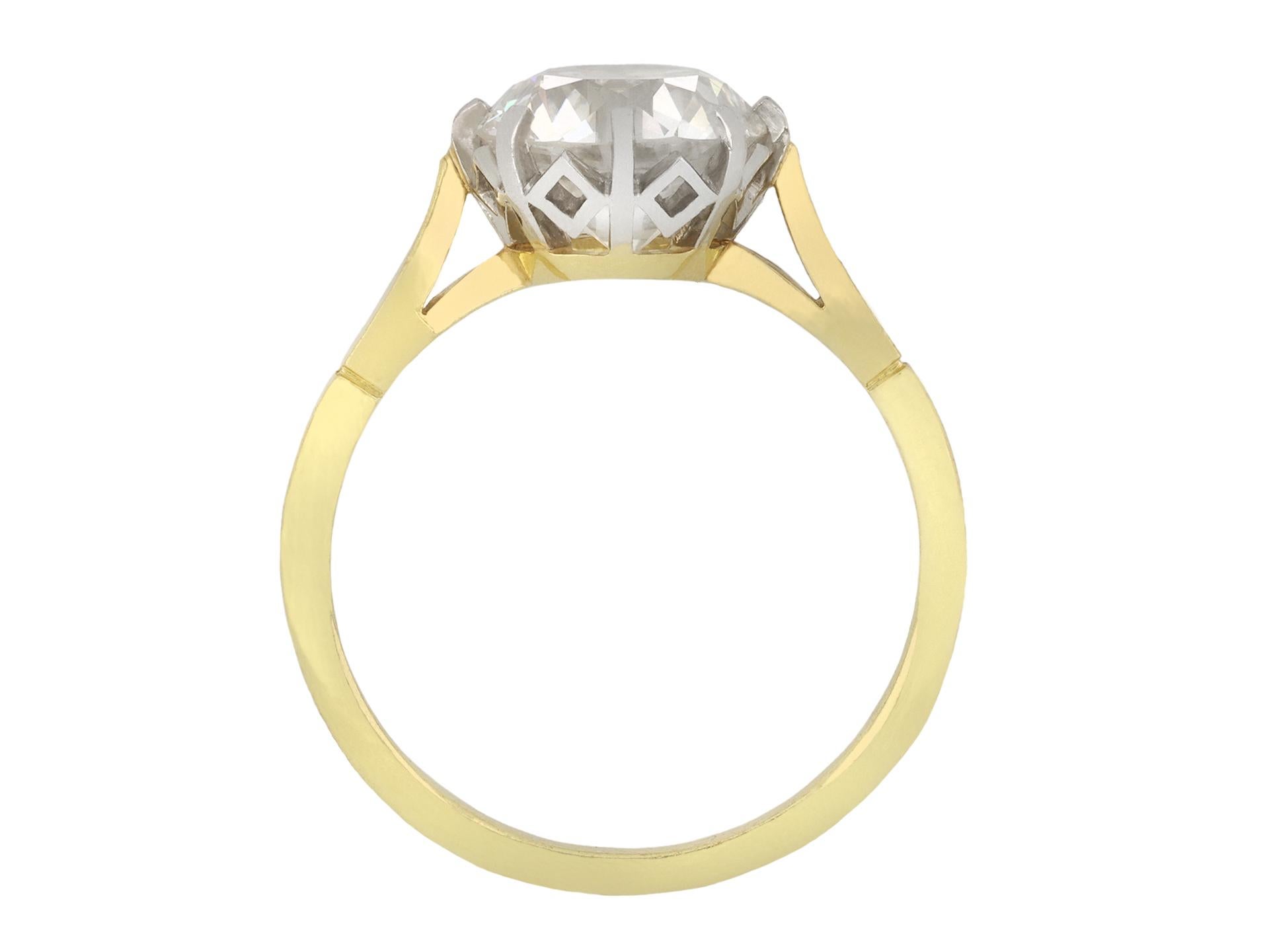 Edwardian Antique 2.54 carat diamond engagement ring, circa 1915. For Sale