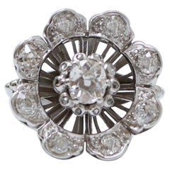 Bague en or blanc 18 carats et diamants taille ancienne.