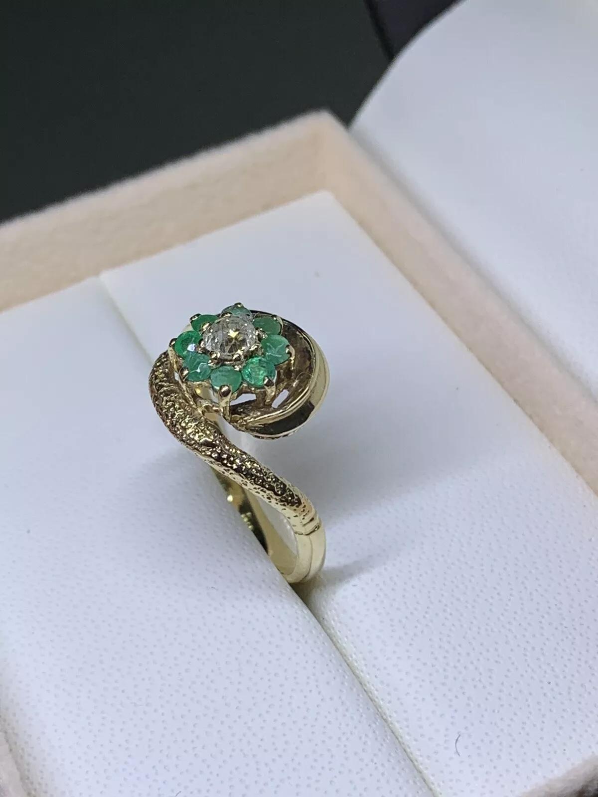 Women's or Men's Old cut diamonds and green emerald antique engagement ring in 9ct yellow gold. For Sale