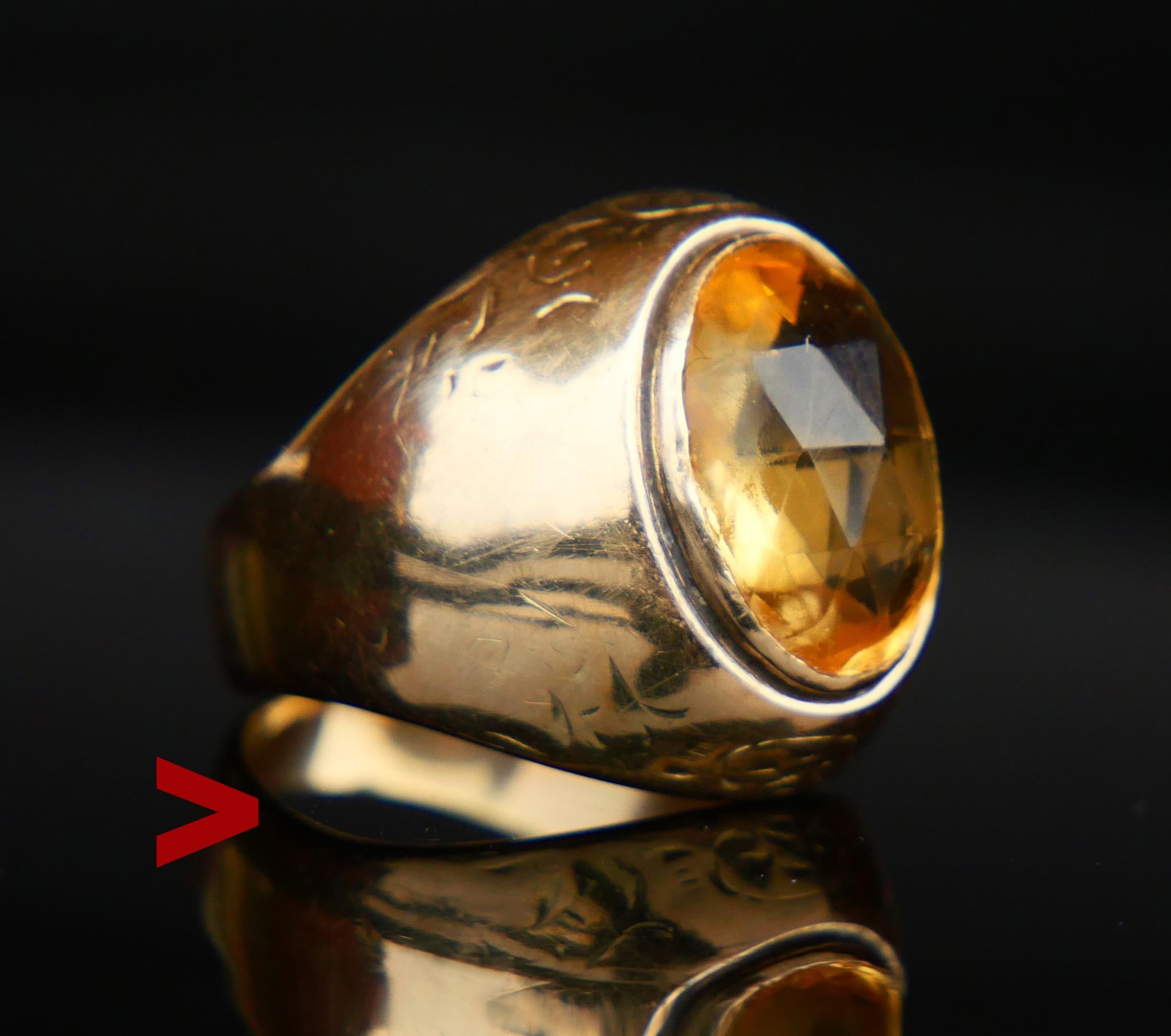 BBeautiful Ring für die weibliche Hand.
Toller dänischer Ring aus den 1920er bis 1940er Jahren. Breites Band und üppige Krone mit Briolette / Rosenschliff aus natürlichem gelben Citrin 12 mm x 10 mm x 5,5 mm tief / ca. 5,5 ct.

Gepunzt: JØL