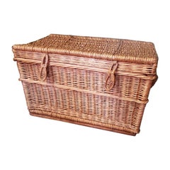 Old Dutch Wicker Basket Made by N.R.M. Den Uijl Hilversum, from 1950s-1960s