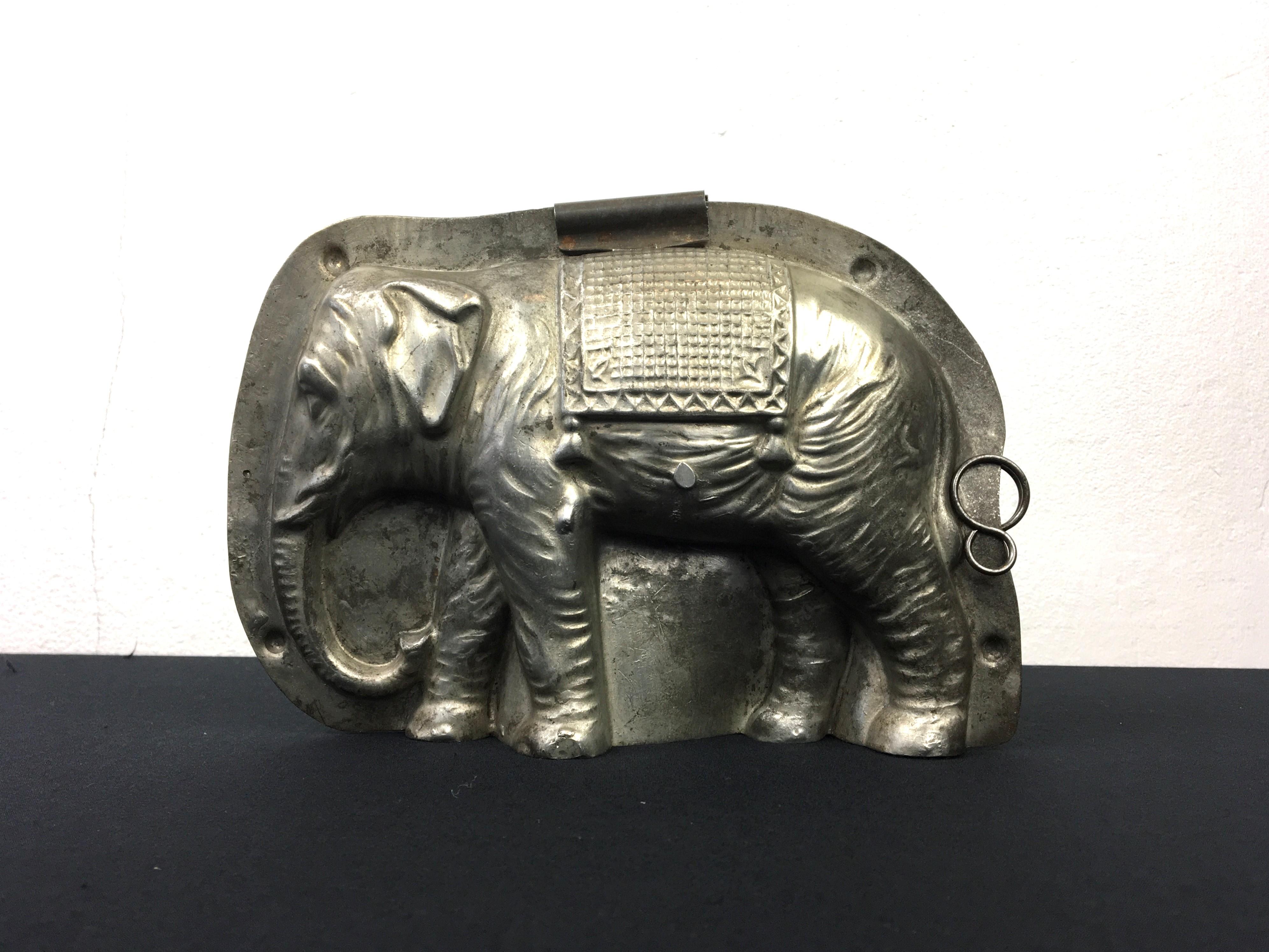 Old Elephant Chocolate Mold For Sale 1