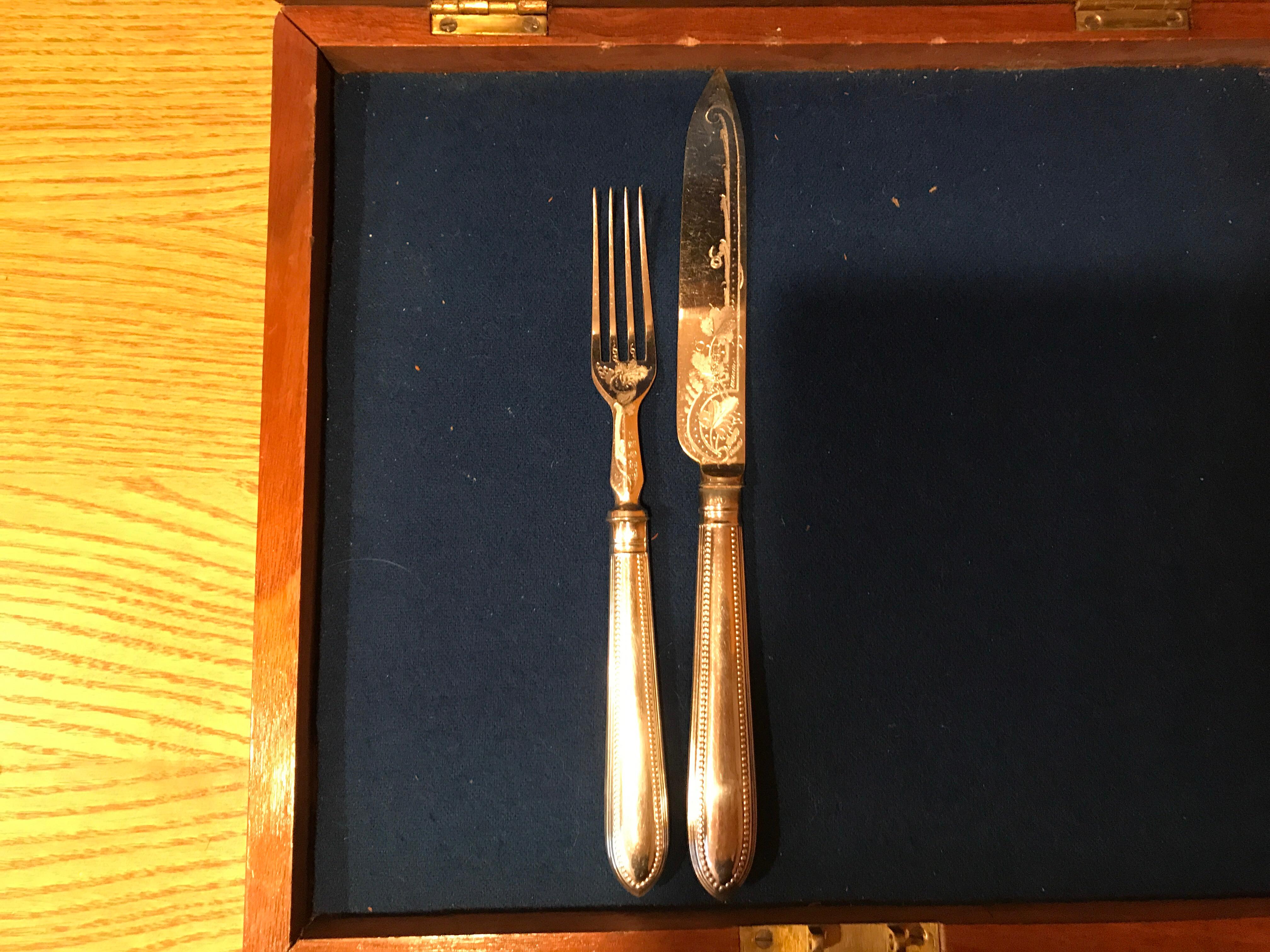 Silver Plate Old English Cutlery Dessert Set, circa 1885 For Sale