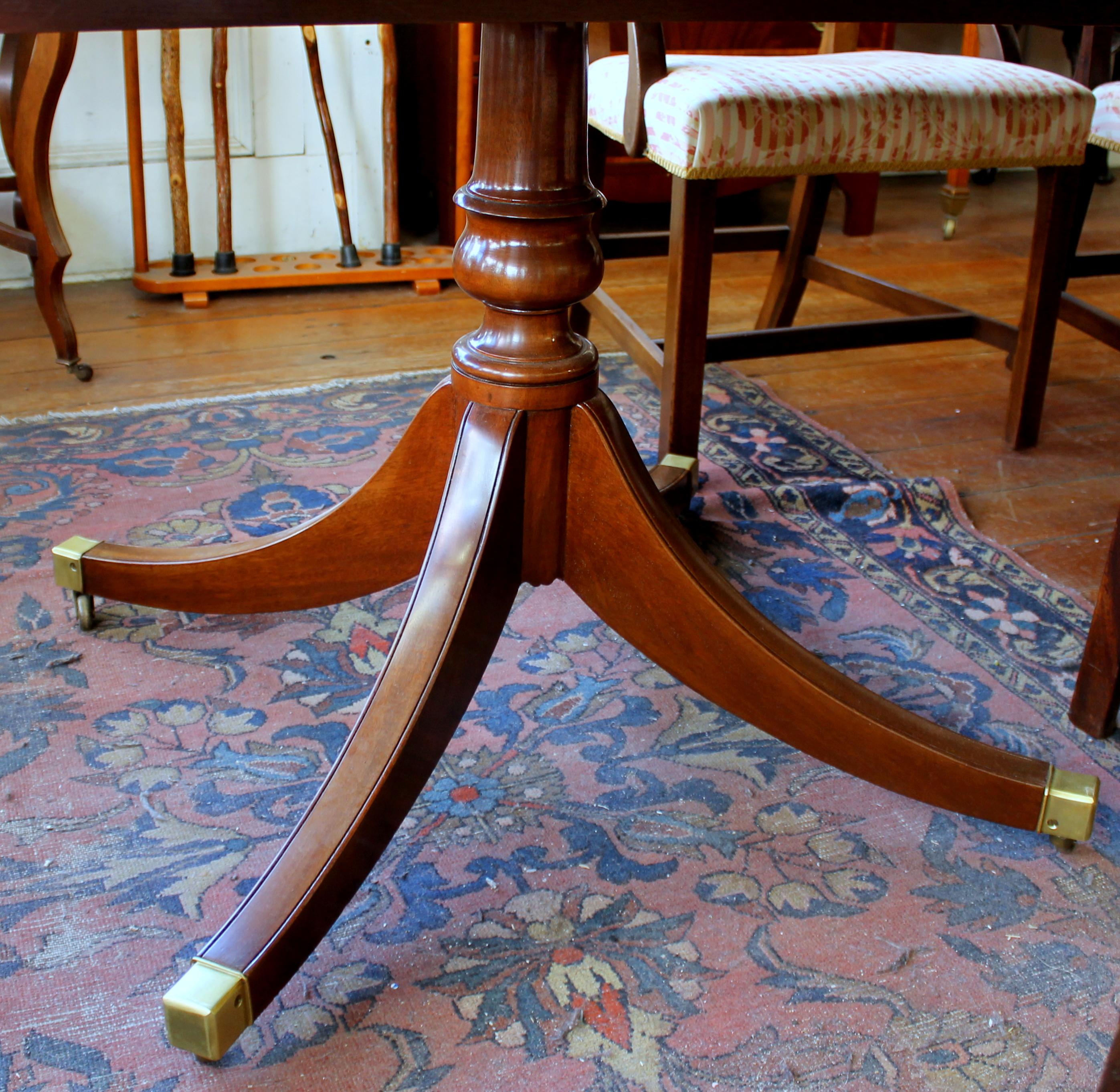 Old English Inlaid Mahogany Regency Style Two Pedestal Two Leaf Dining Table 12