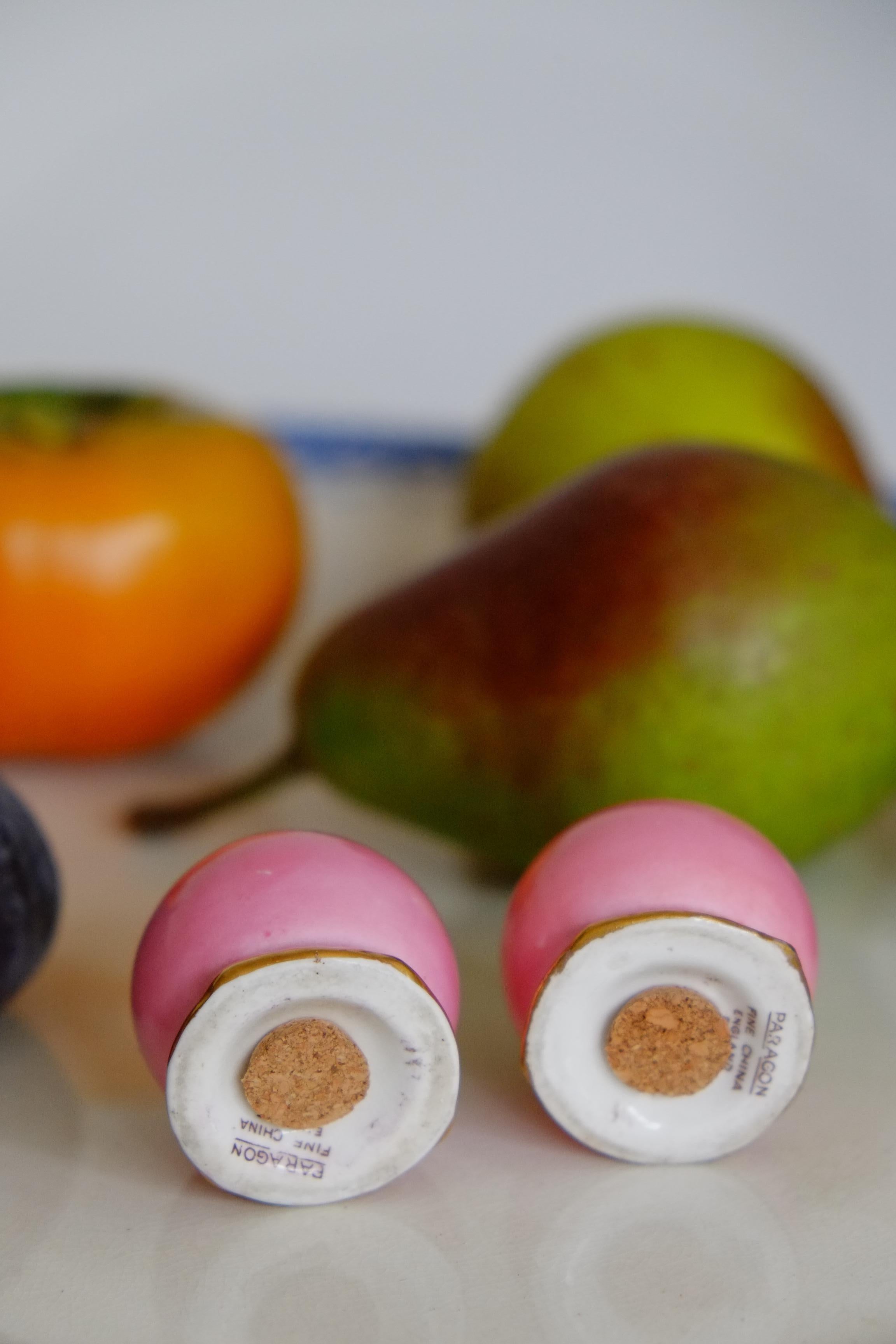 Old English Miniature Pink Porcelain Salt and Pepper Shakers with 22ct Gold For Sale 2
