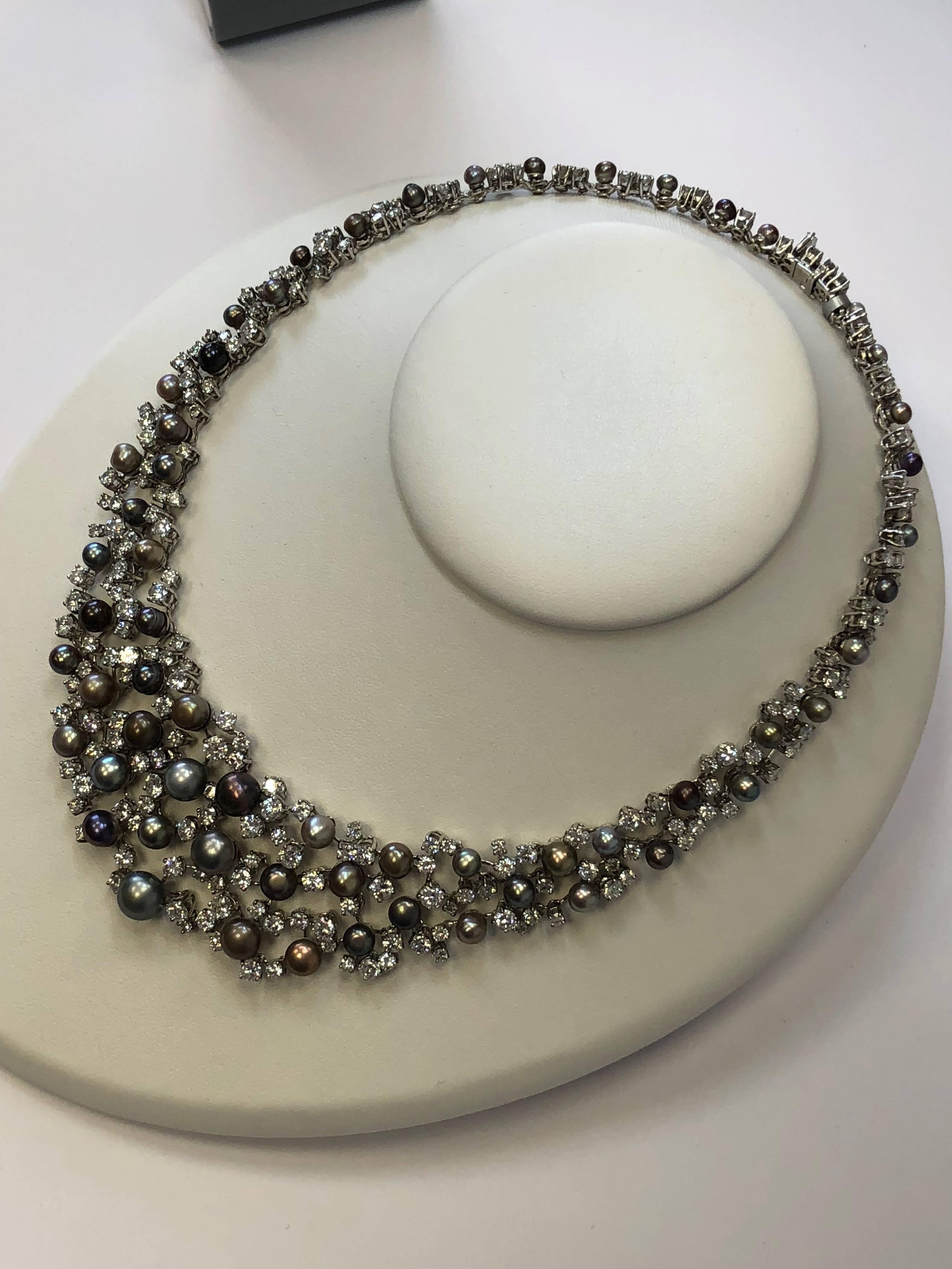 Alte alte englische natürliche graue runde Perlenkette mit Diamanten in Platin 6