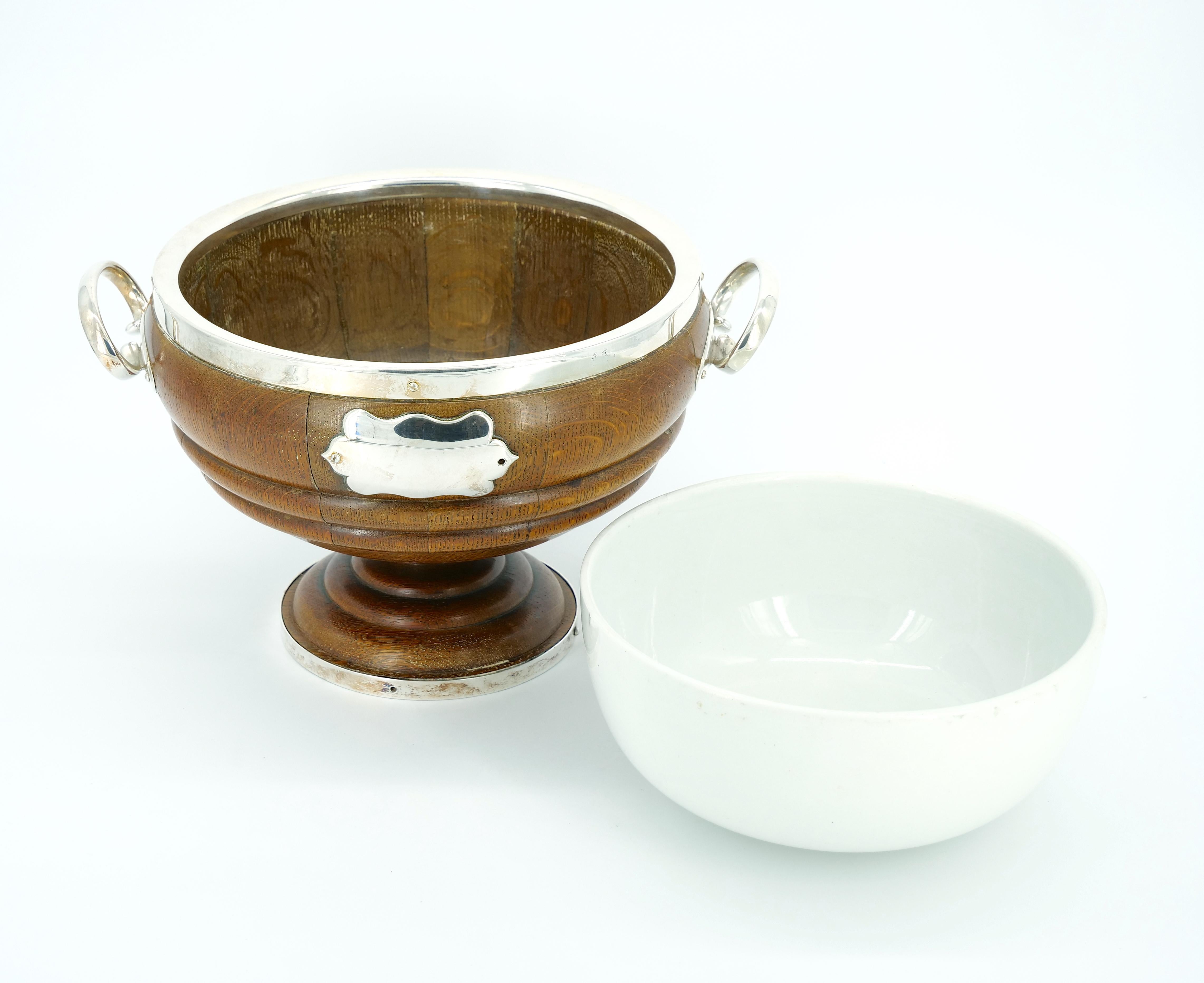 Hand-Carved Old English Oak Exterior Holding Base / Porcelain Interior Tableware Bowl For Sale