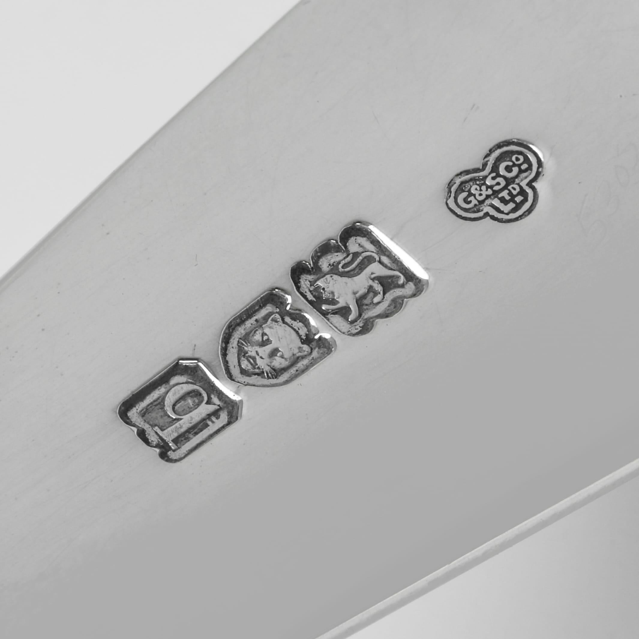 Service à salade anglais ancien en argent sterling fabriqué à Londres en 1911 en vente 1