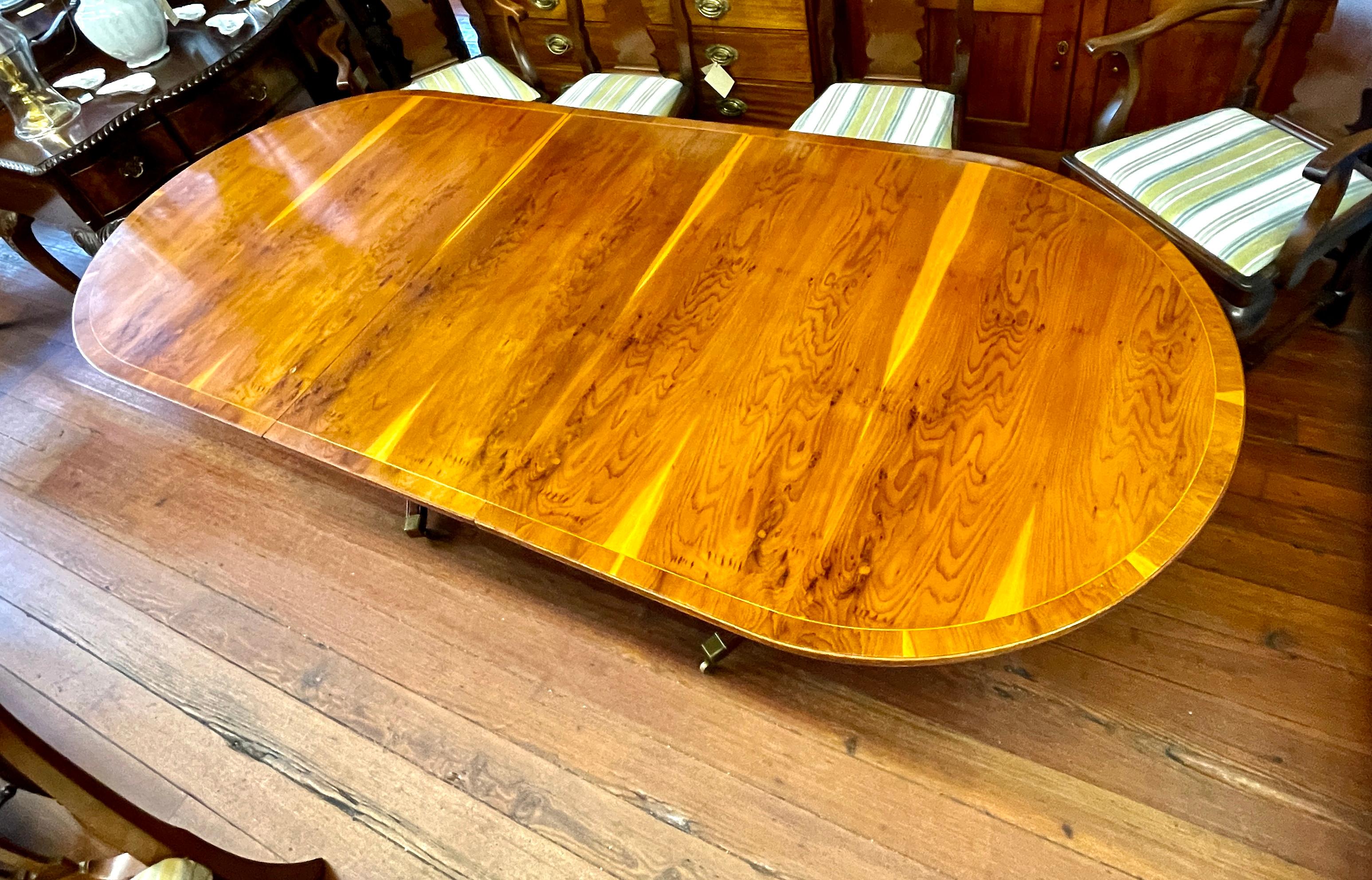 Old English Reprod. Sheraton Style Inlaid Yew wood Cottage size Dining Table For Sale 4
