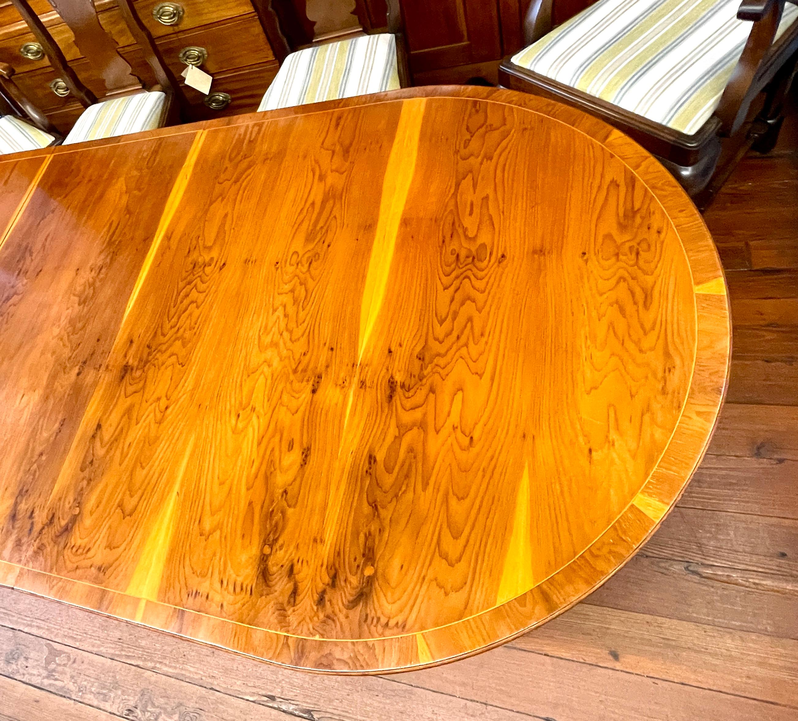 Old English Reprod. Sheraton Style Inlaid Yew wood Cottage size Dining Table For Sale 3