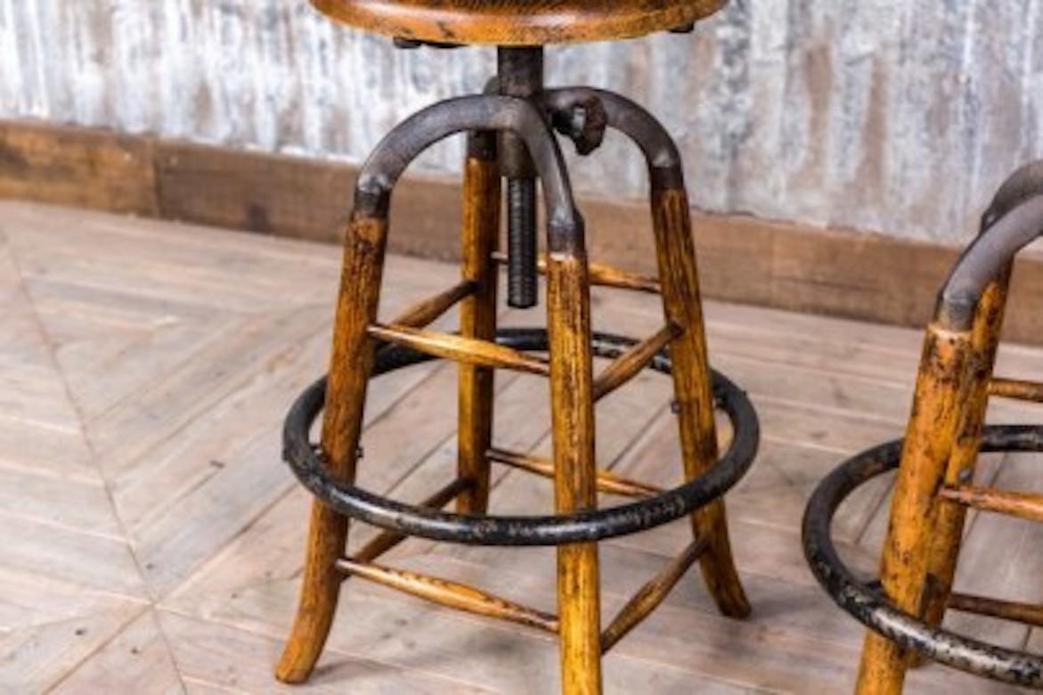 Old English Rustic Oak Bar Stools, 20th Century For Sale 6