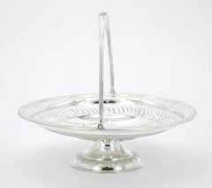 Old English Sheffield versilberter Korb in runder Form mit Fuß / Henkel