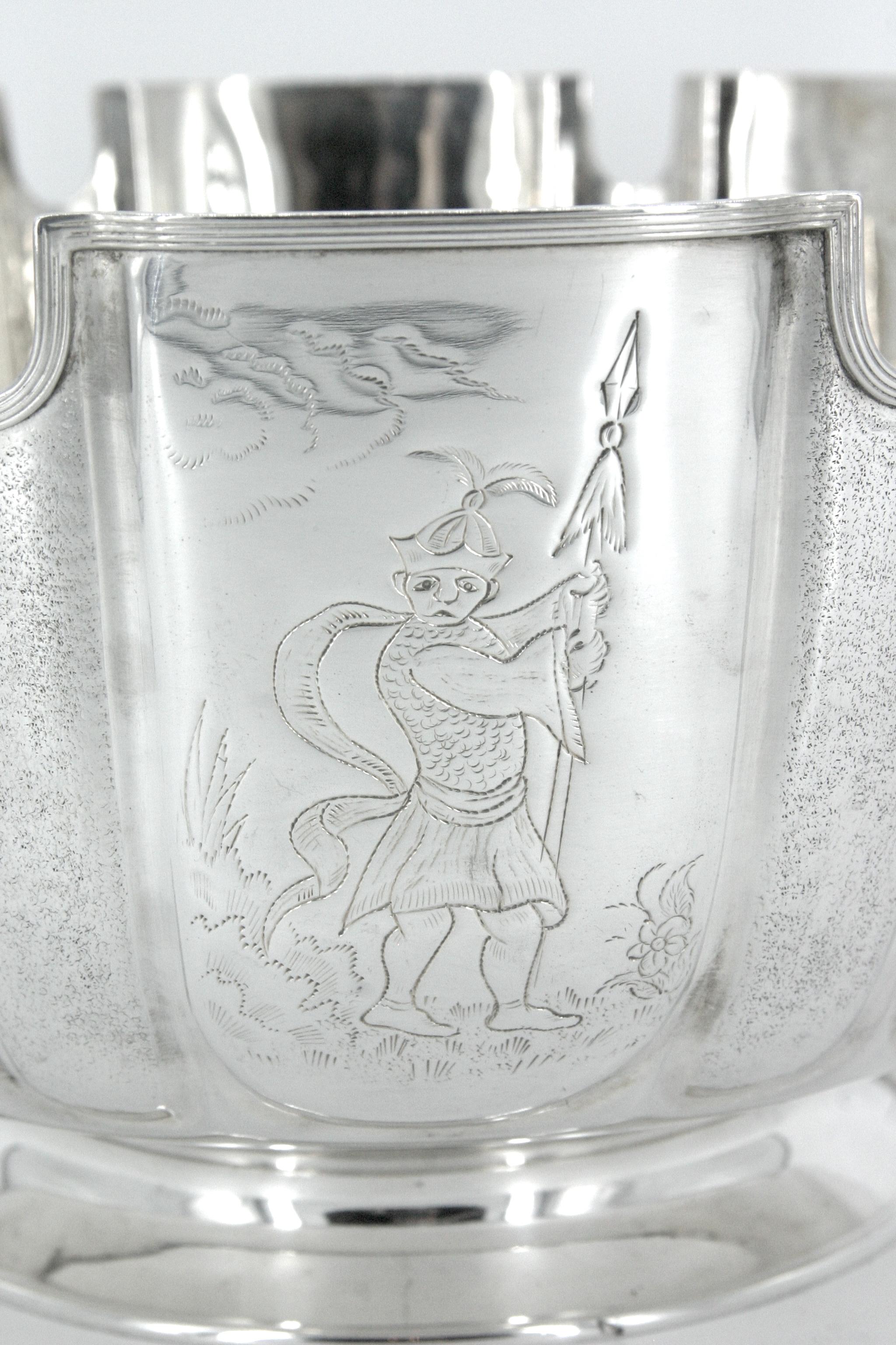 Schale aus altem englischem Silber mit Chinoiserie-Tafelaufsatz im Angebot 9