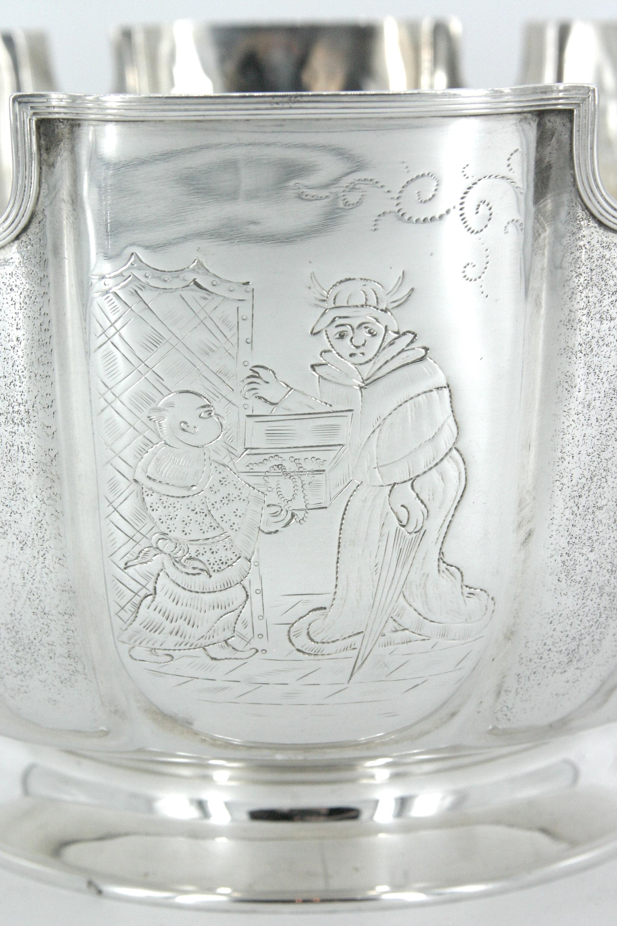 Bol centre de table en argent vieil anglais Chinoiserie en vente 9